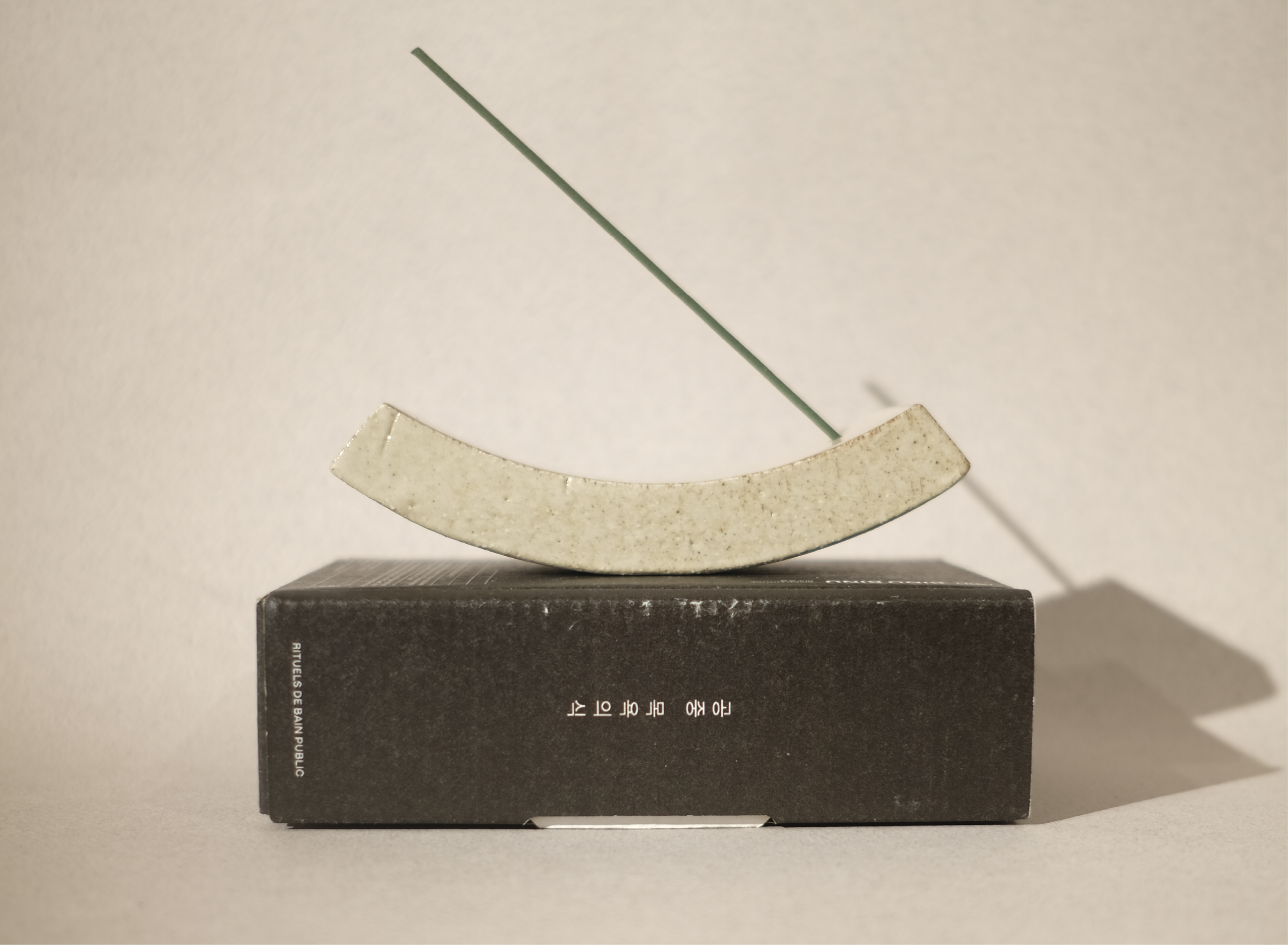 roof tile curve incense holder in clay