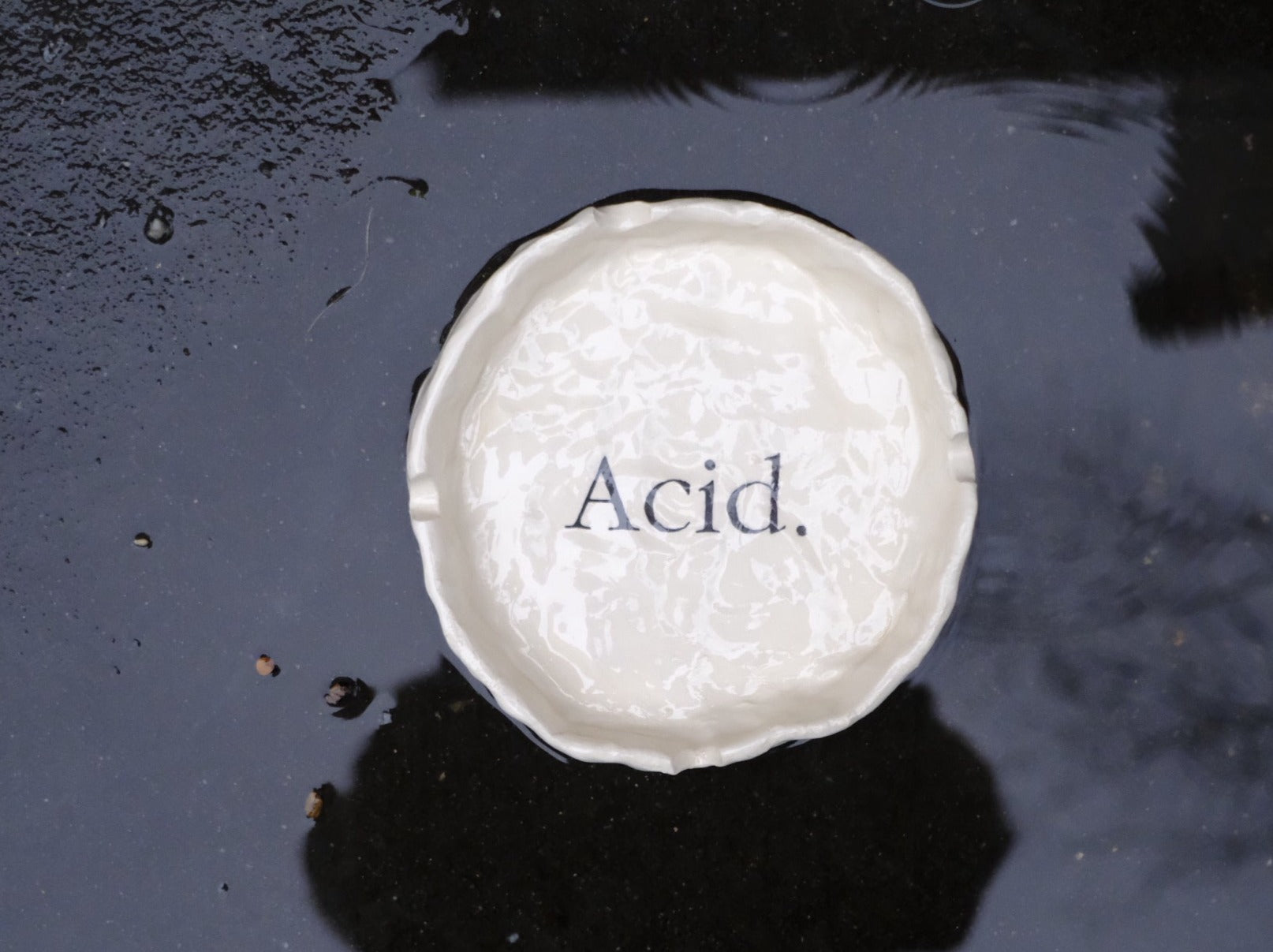 acid ashtray