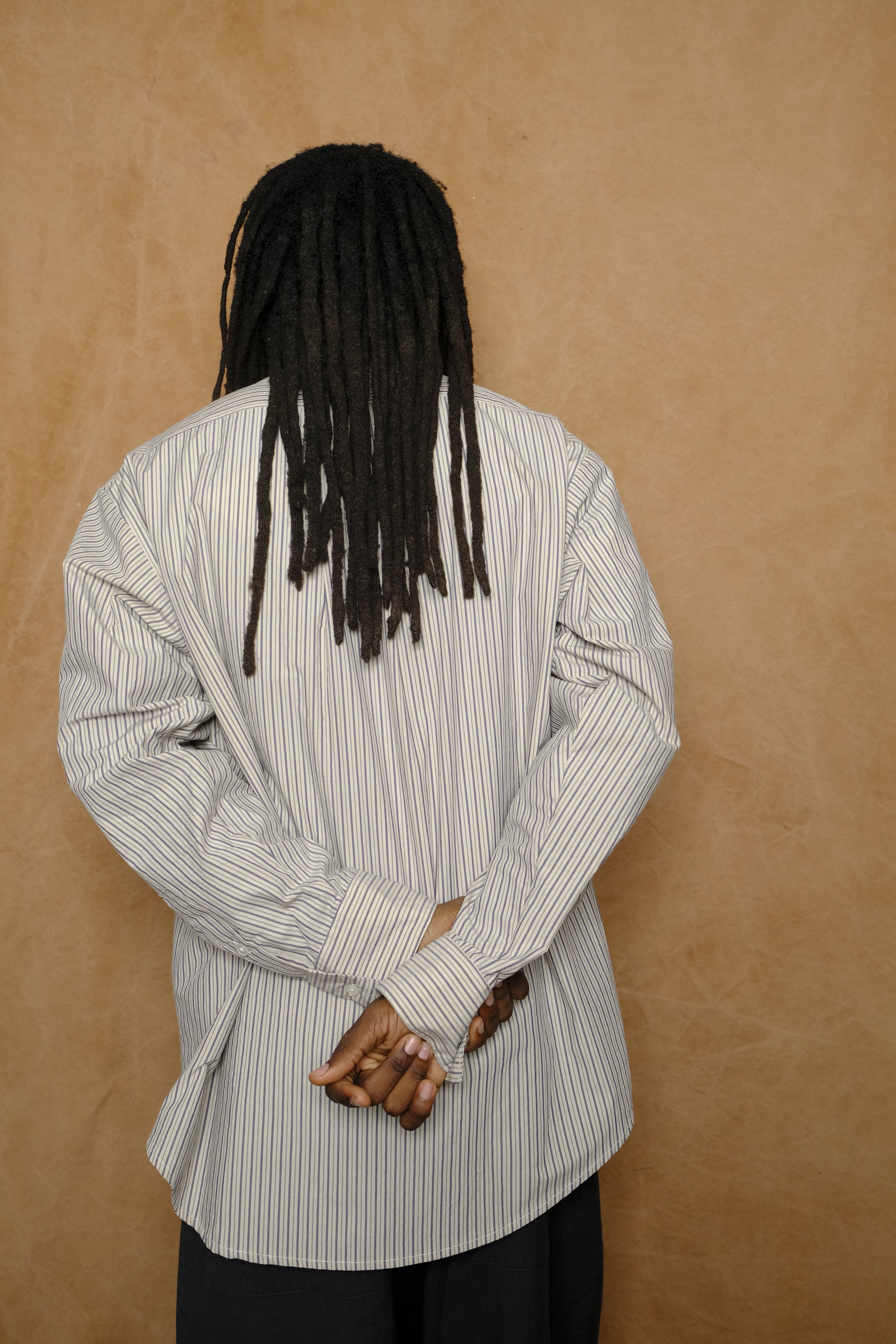 office shirt in cream/navy/grey typewriter