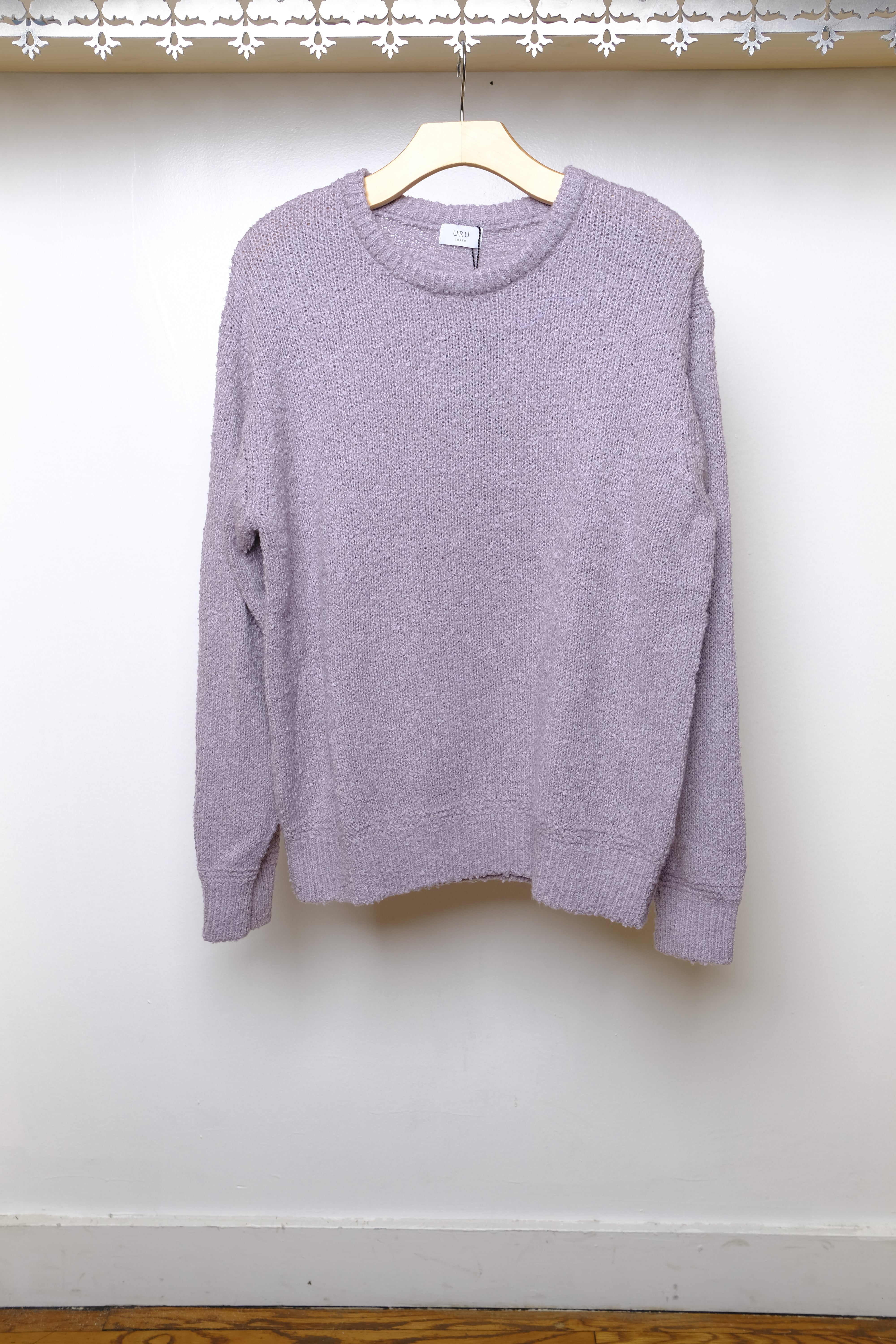 crew neck knit in lavender