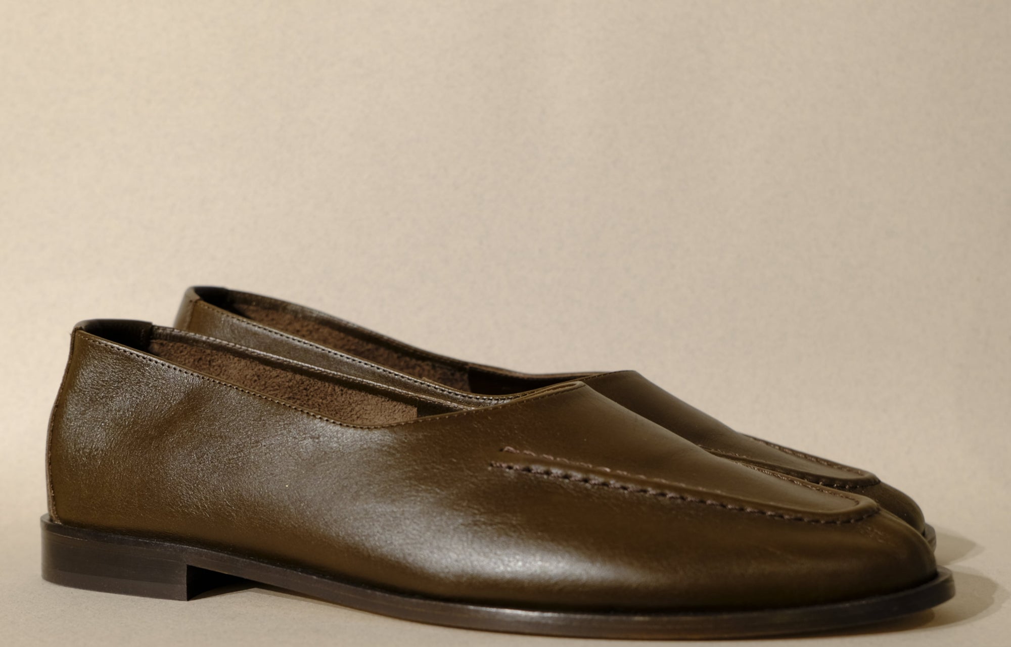 juliol winter in dark brown