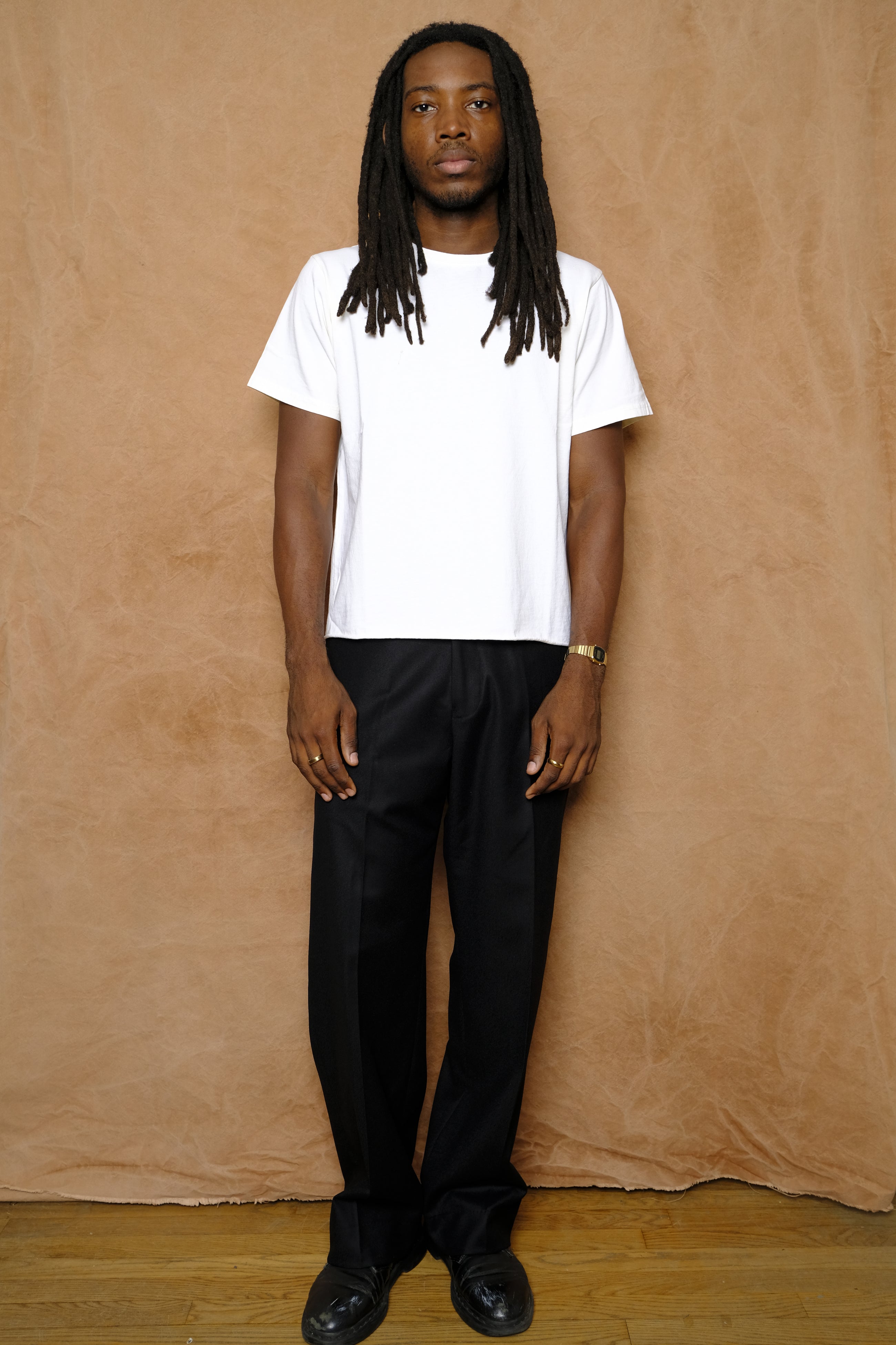 on the farm raw hem tee in cloud