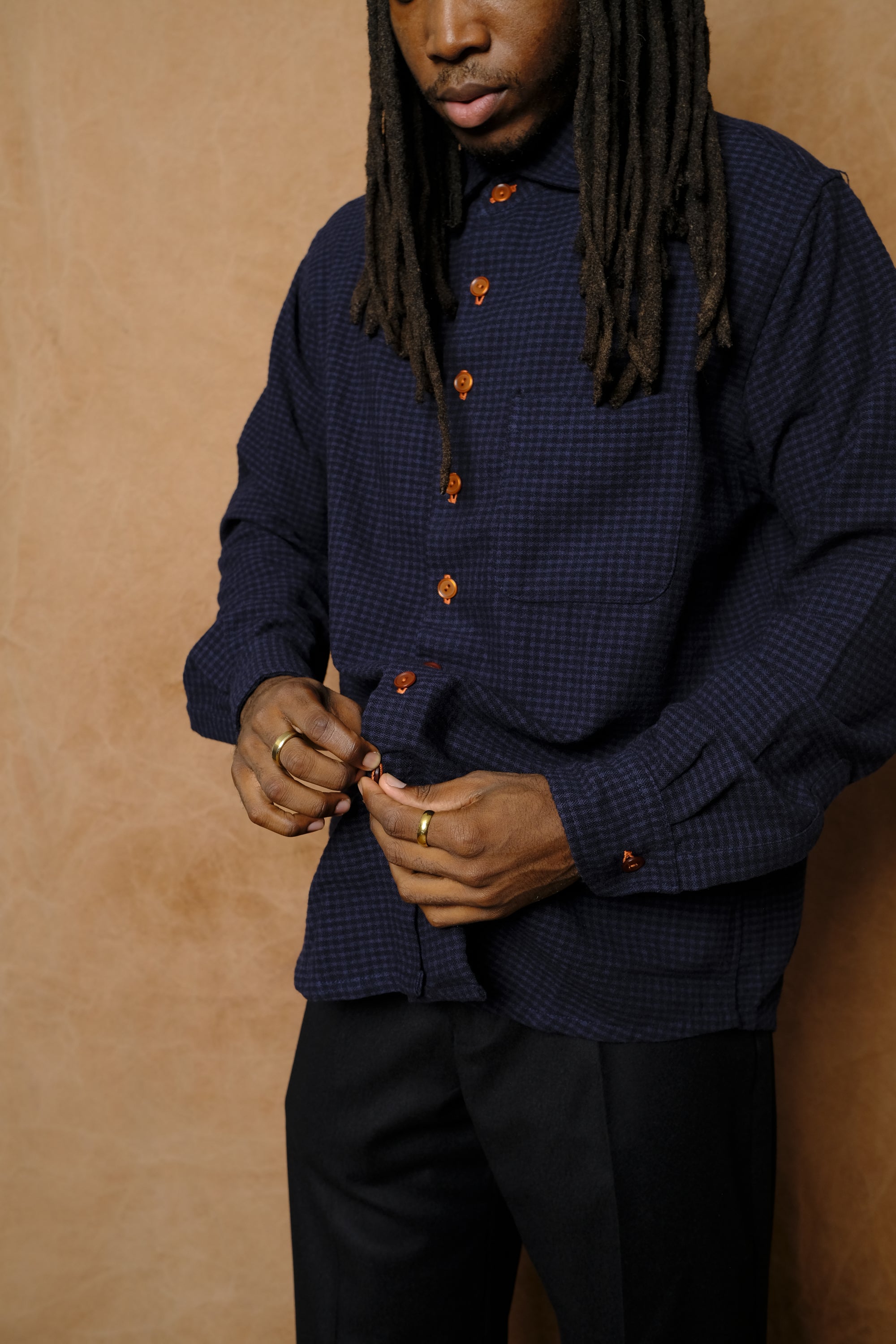 wooly gingham one pocket shirt in navy