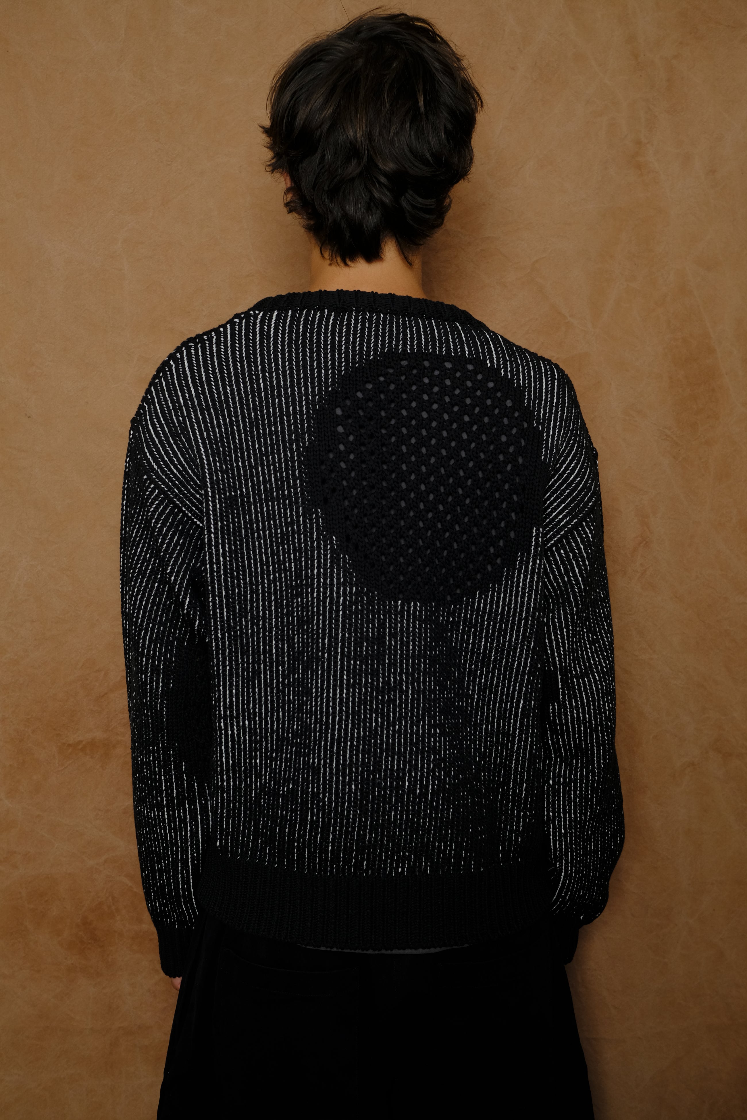 serra knit in black