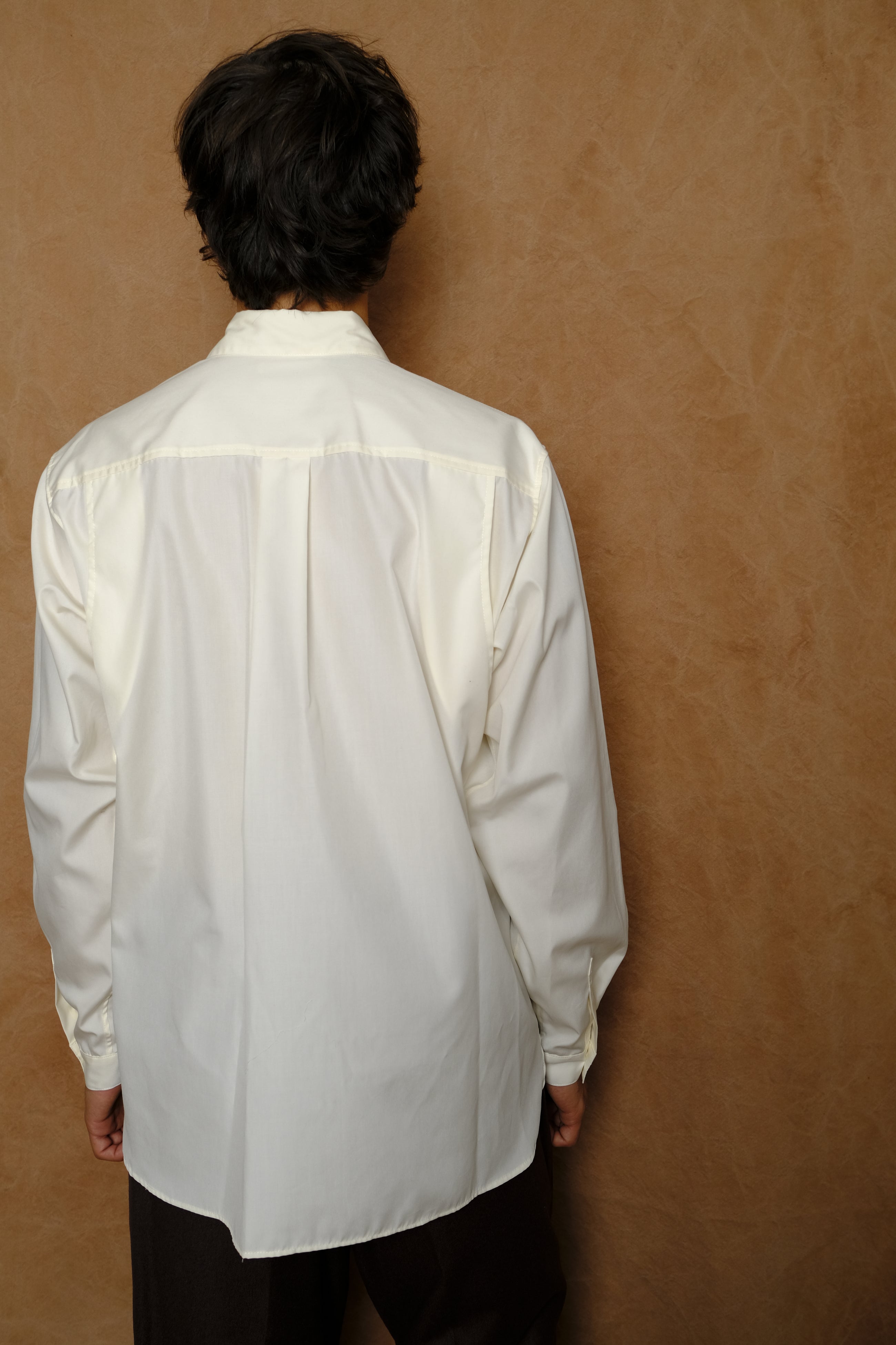 utility dress shirt in off white