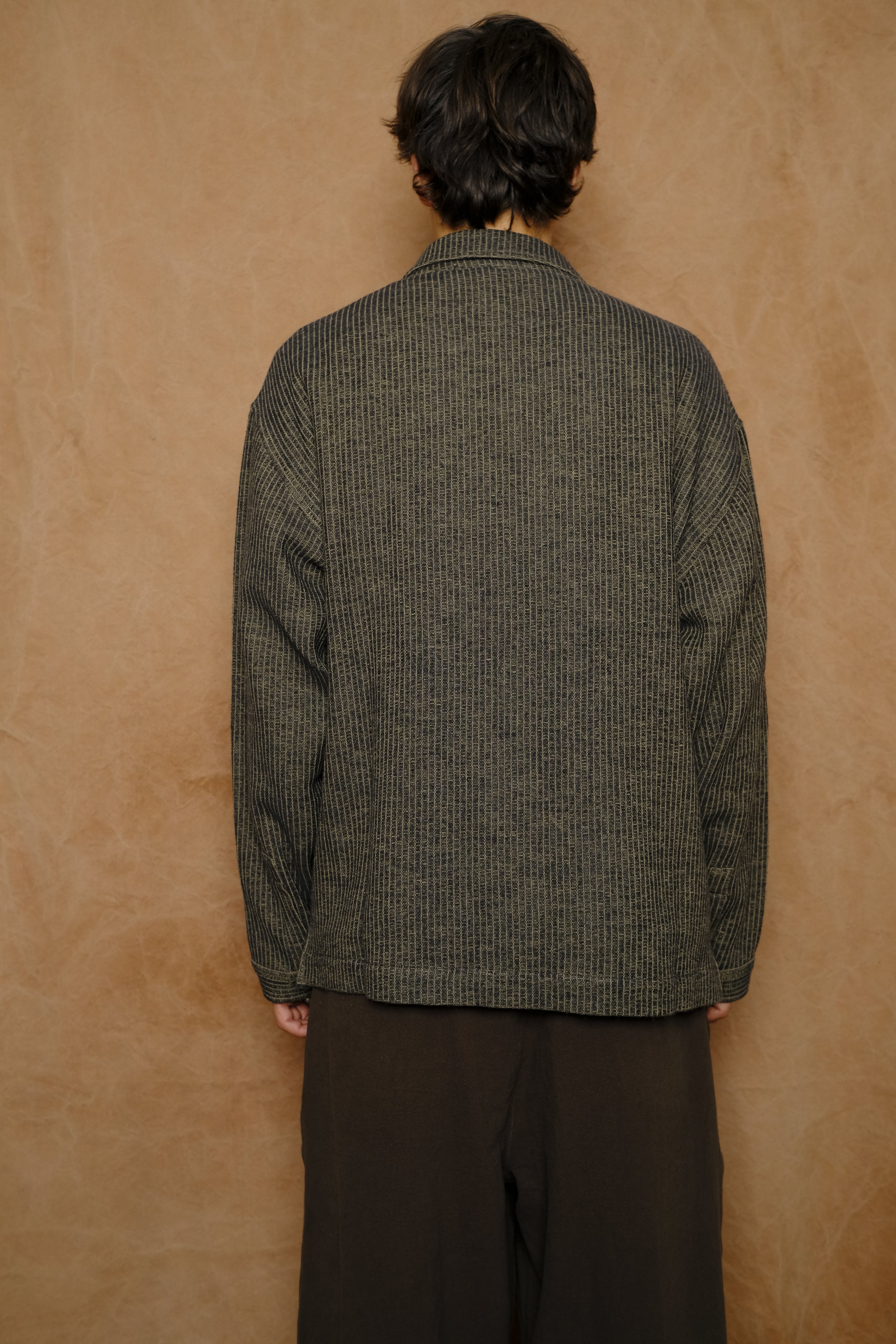 box overshirt in charcoal/olive