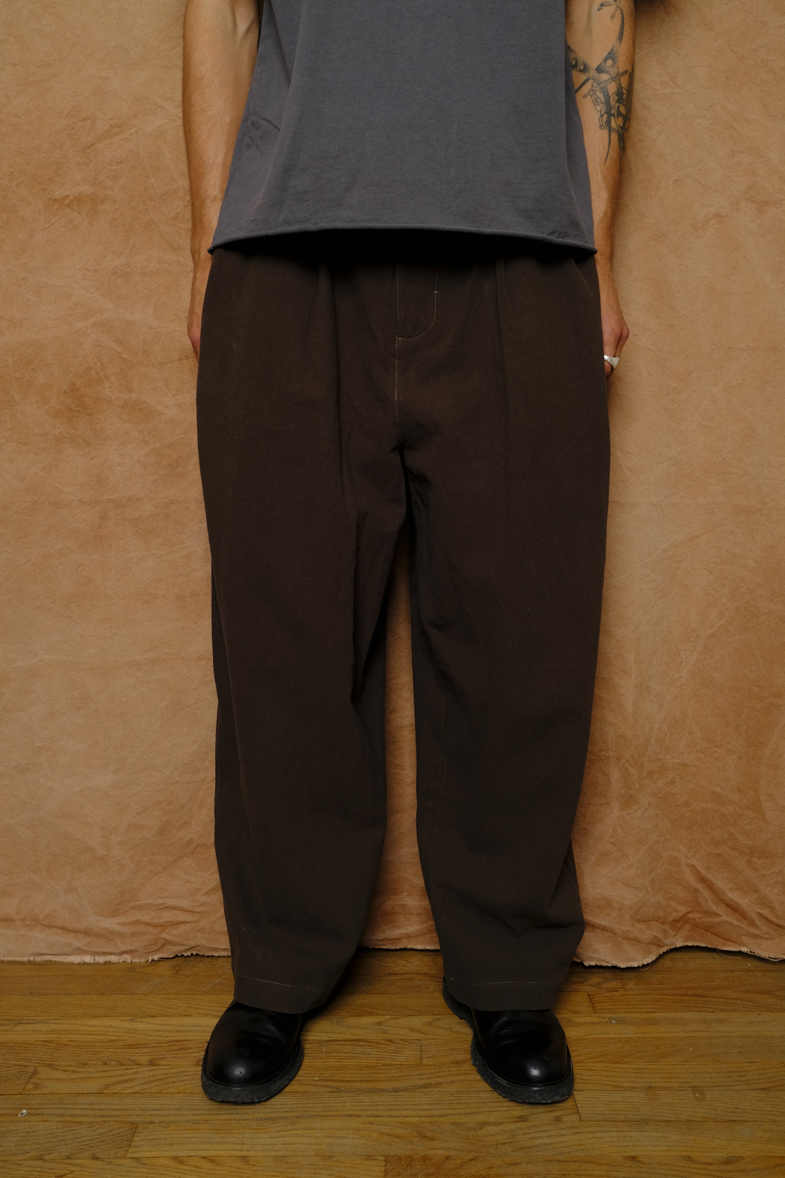 barro pant in charcoal