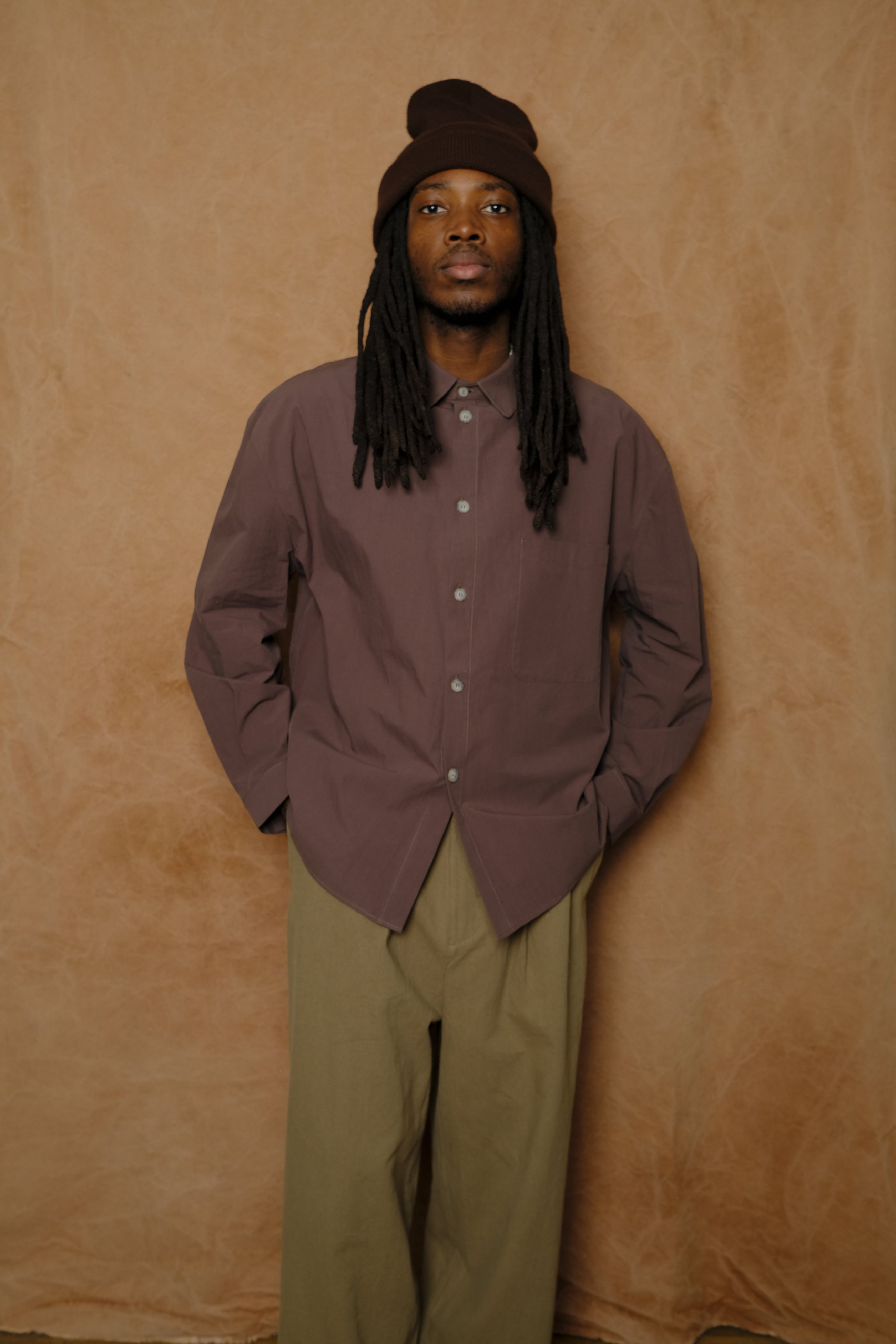 atlas shirt in charcoal