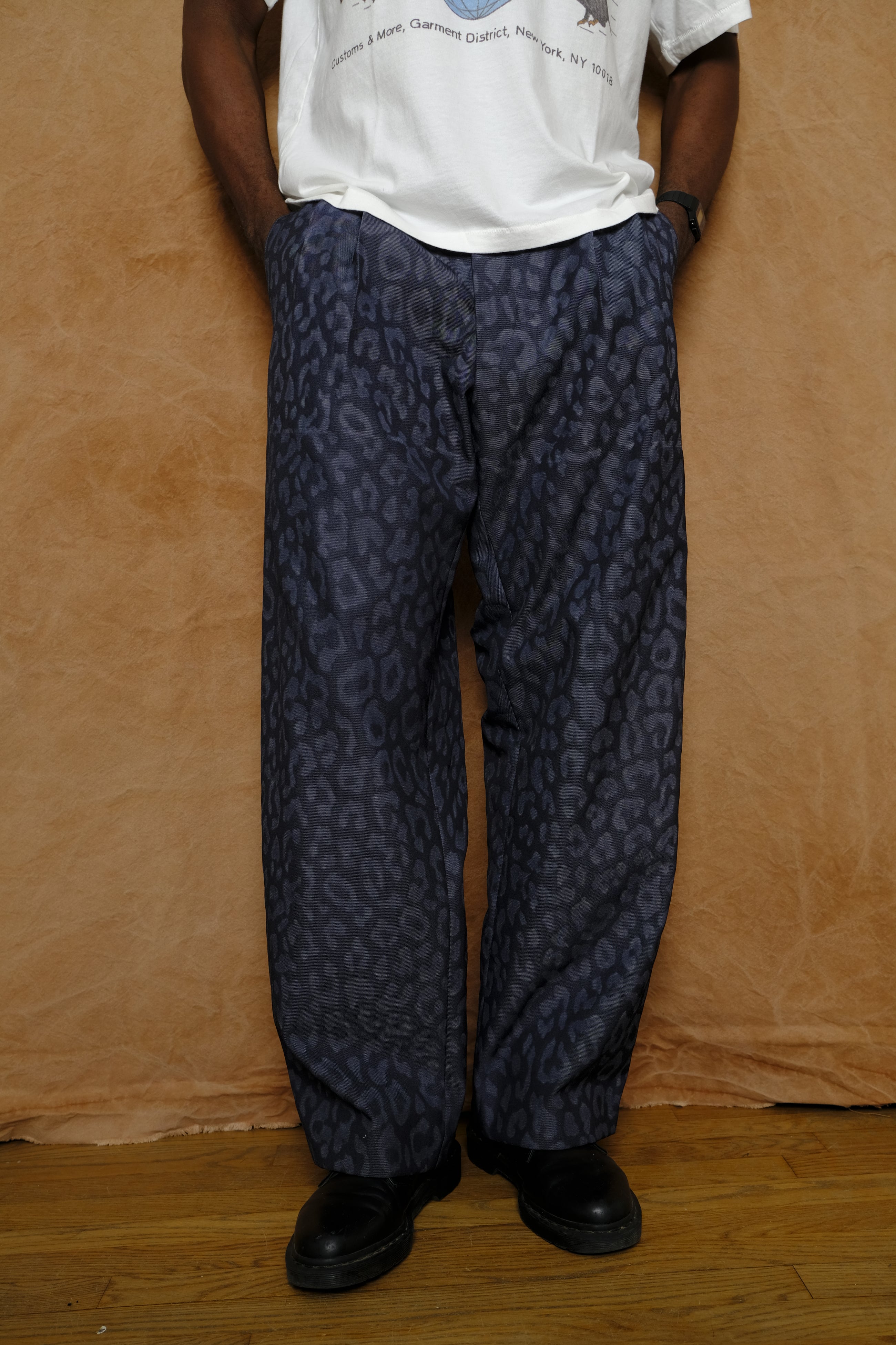 double pleat trouser in navy/leopard burn japanese wool