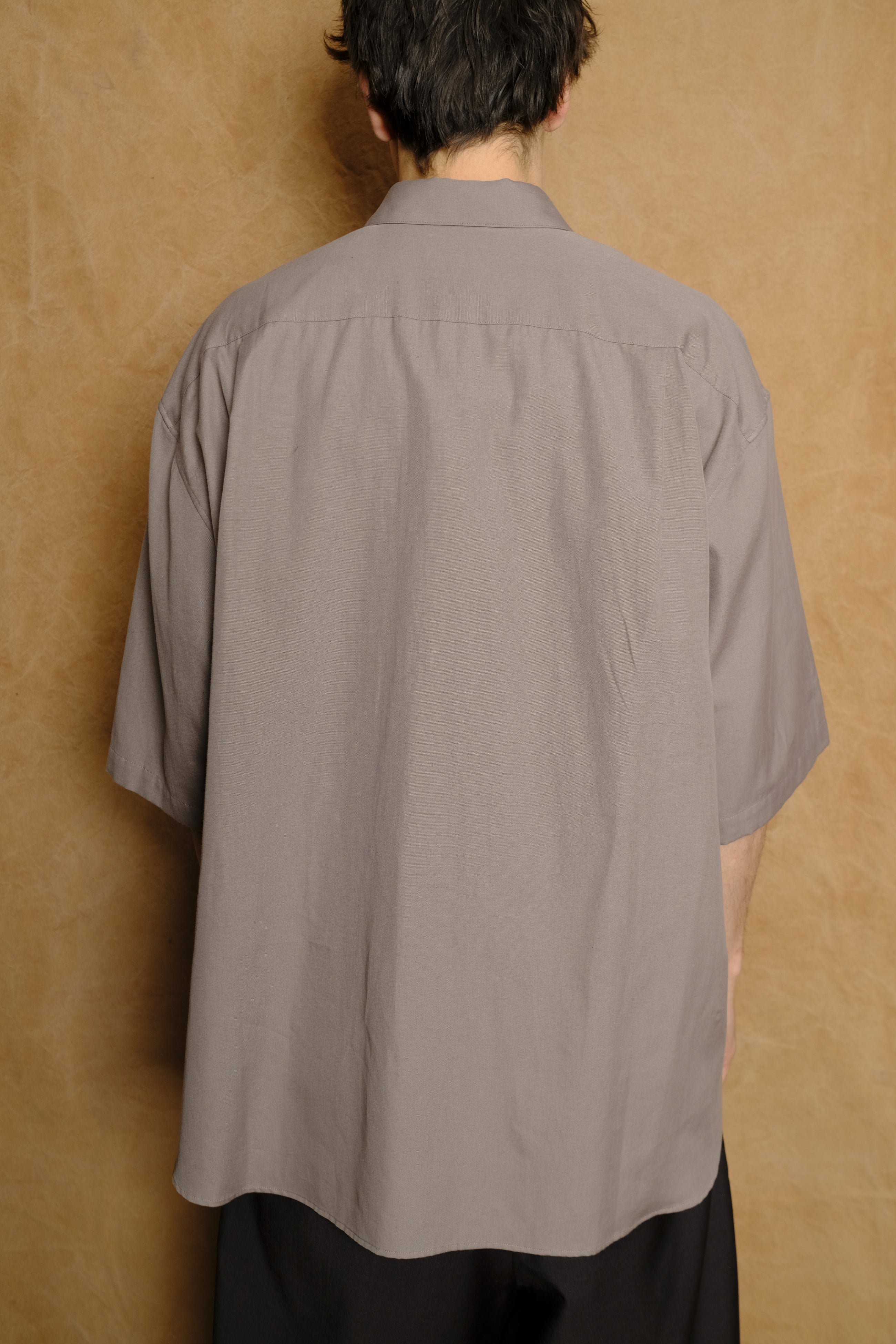soft oxford half shirt in beige