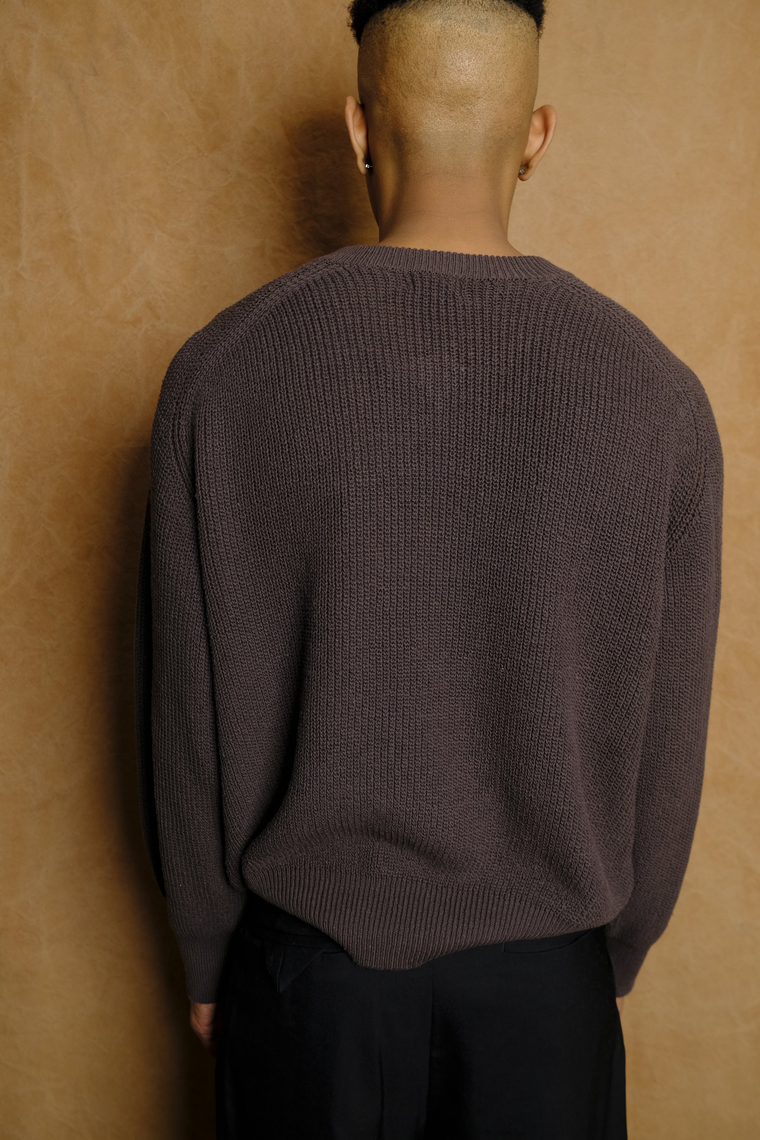 v neck knit in brown cotton