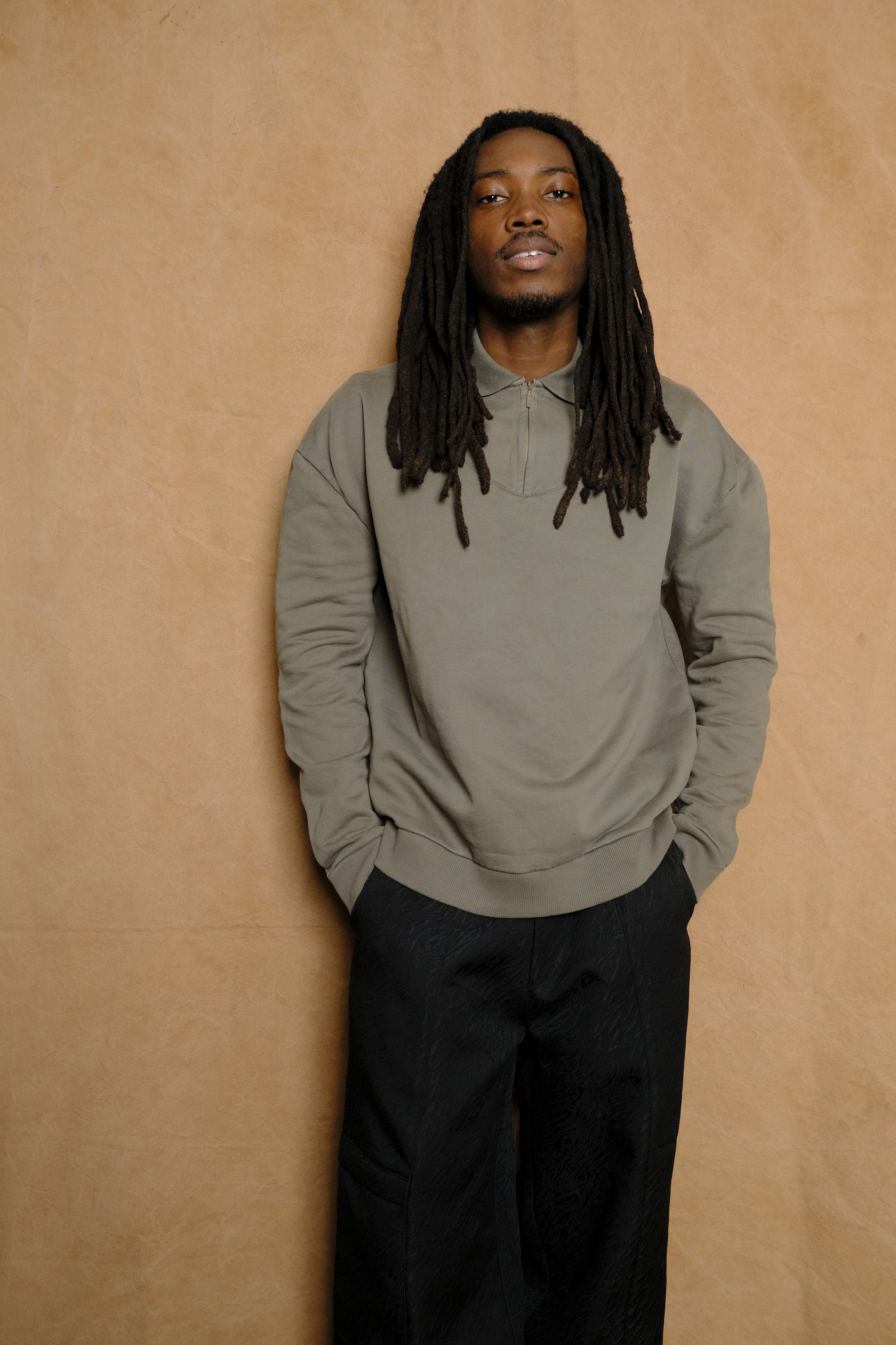 polo sweatshirt in washed taupe