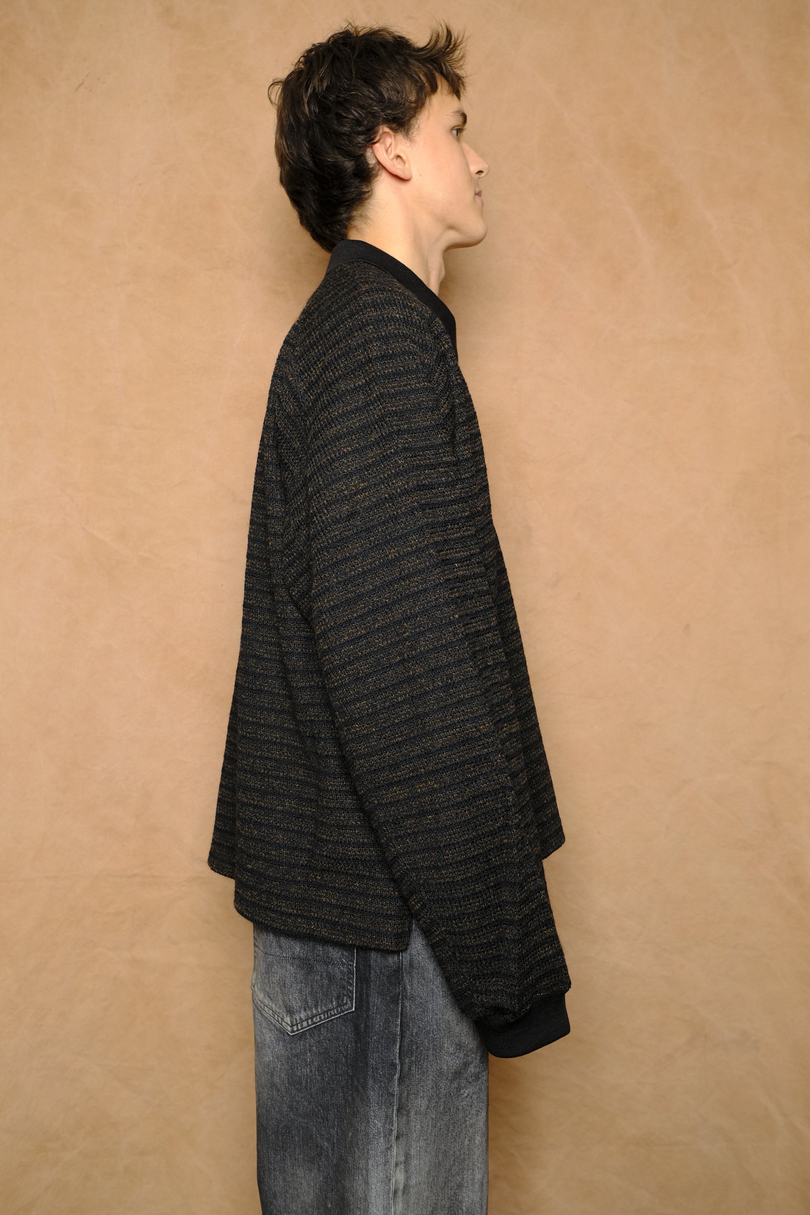 skipper pullover in black