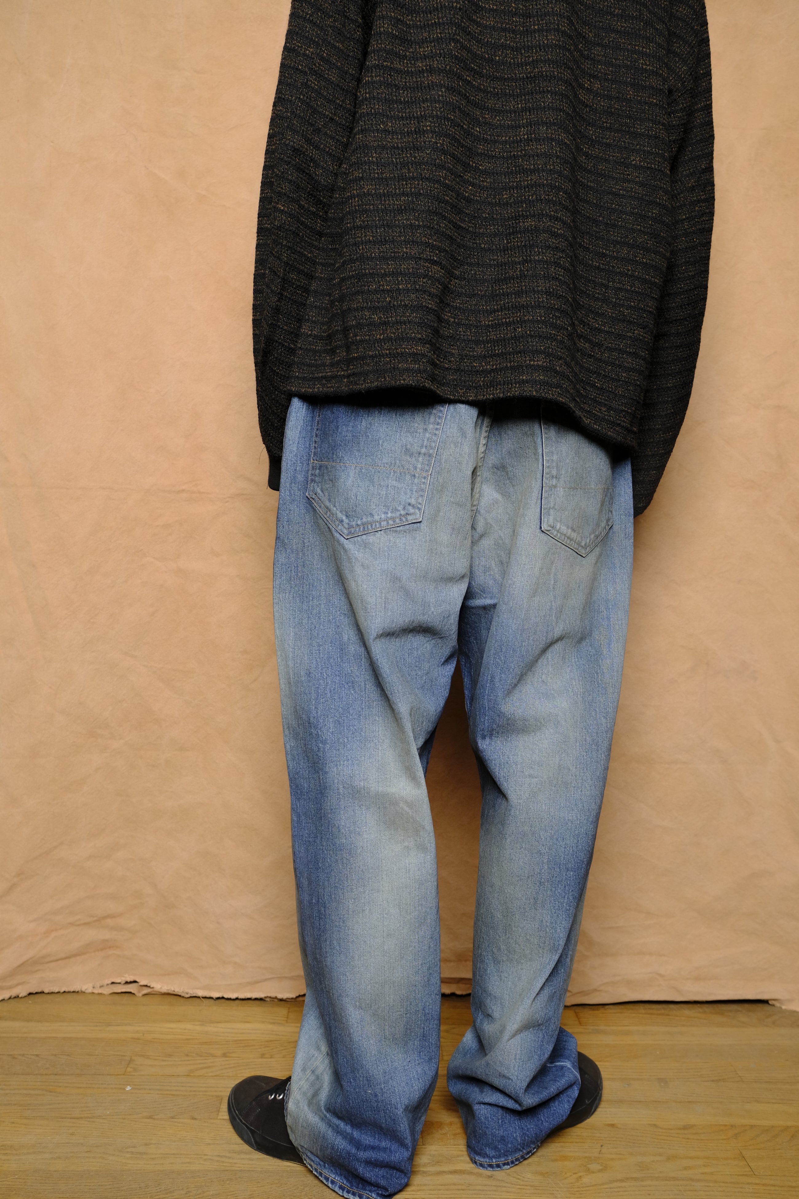 tapered denim pants in indigo