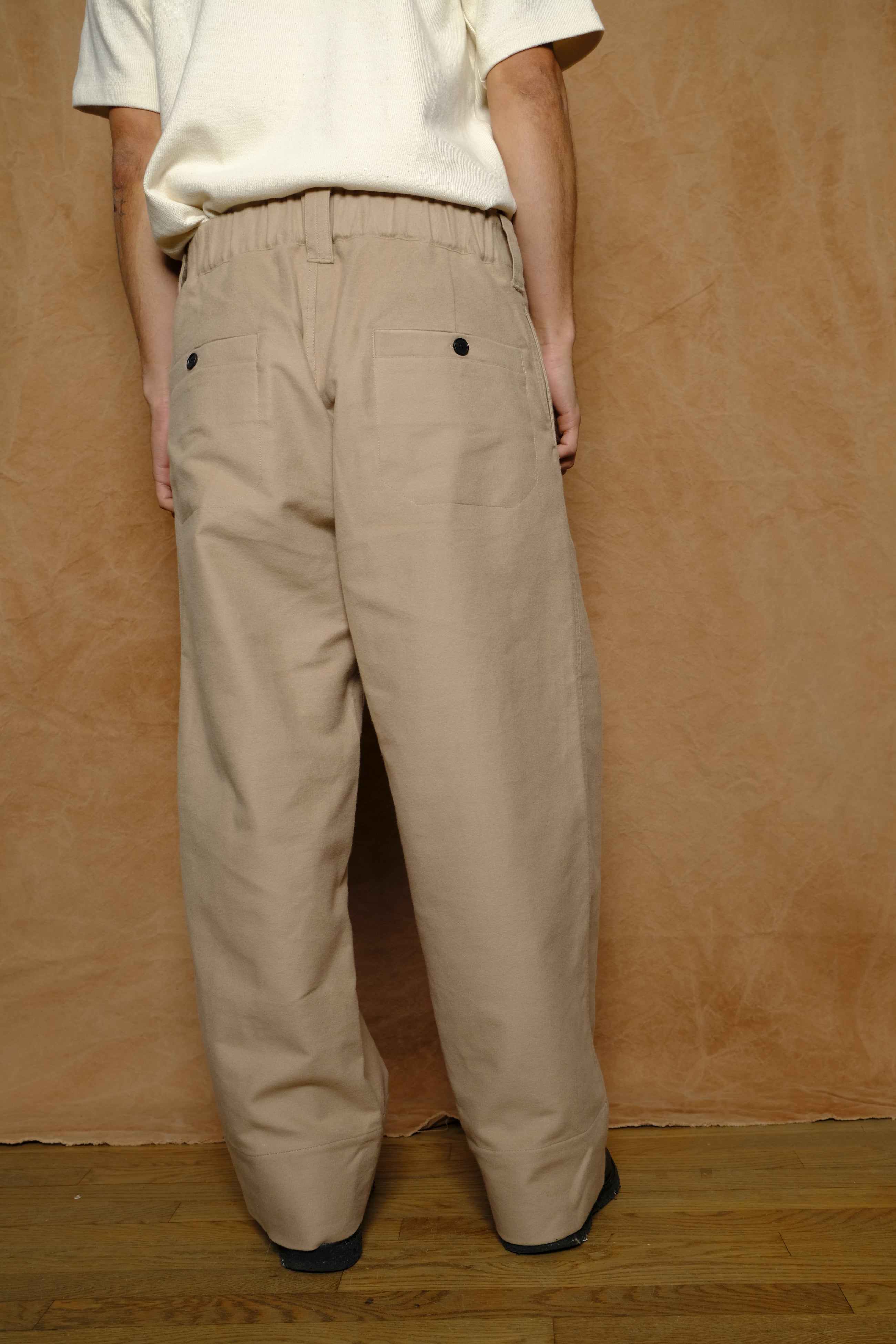 relaxed fit pant in beige cotton silk