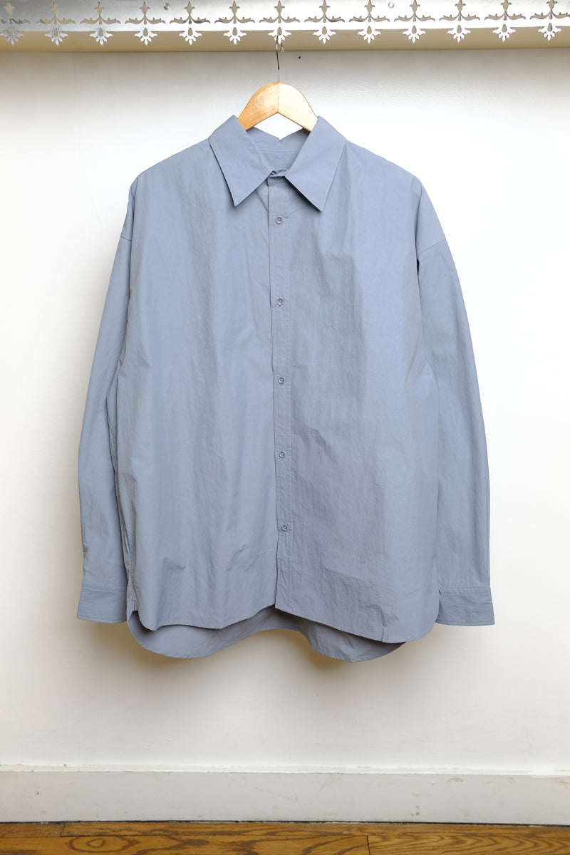 chisholm shirt in powder blue
