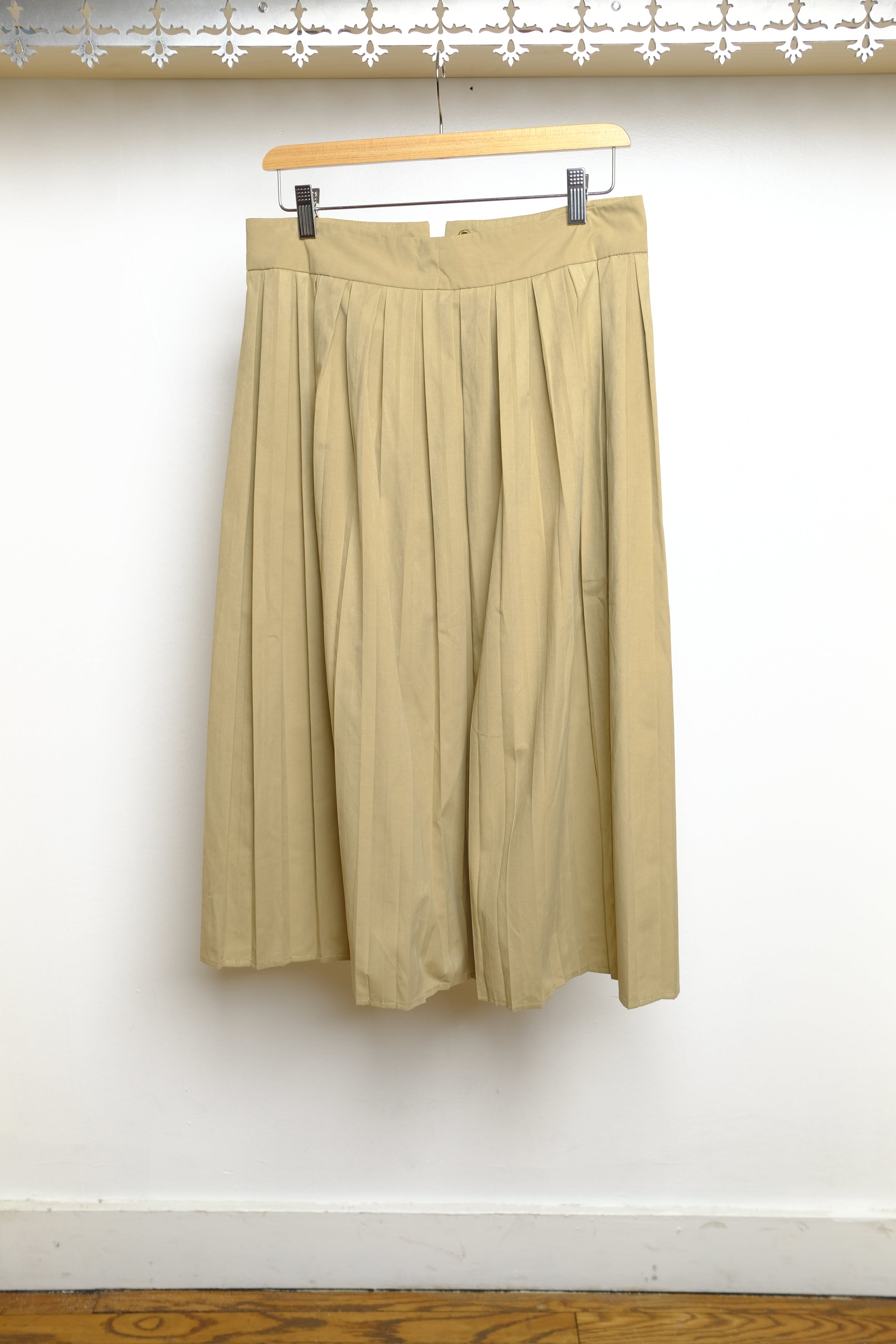 jolie pleated skirt