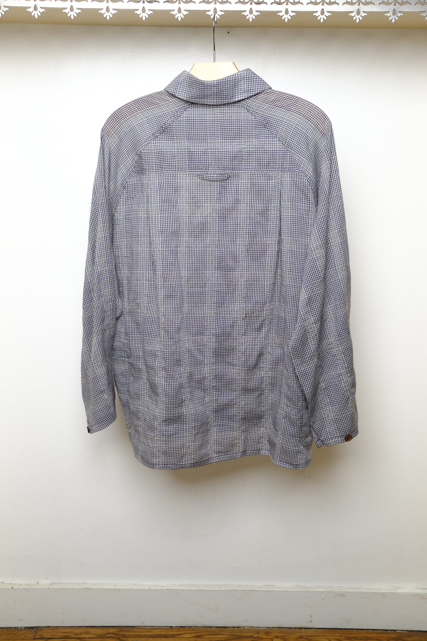 field shirt in checkered blue