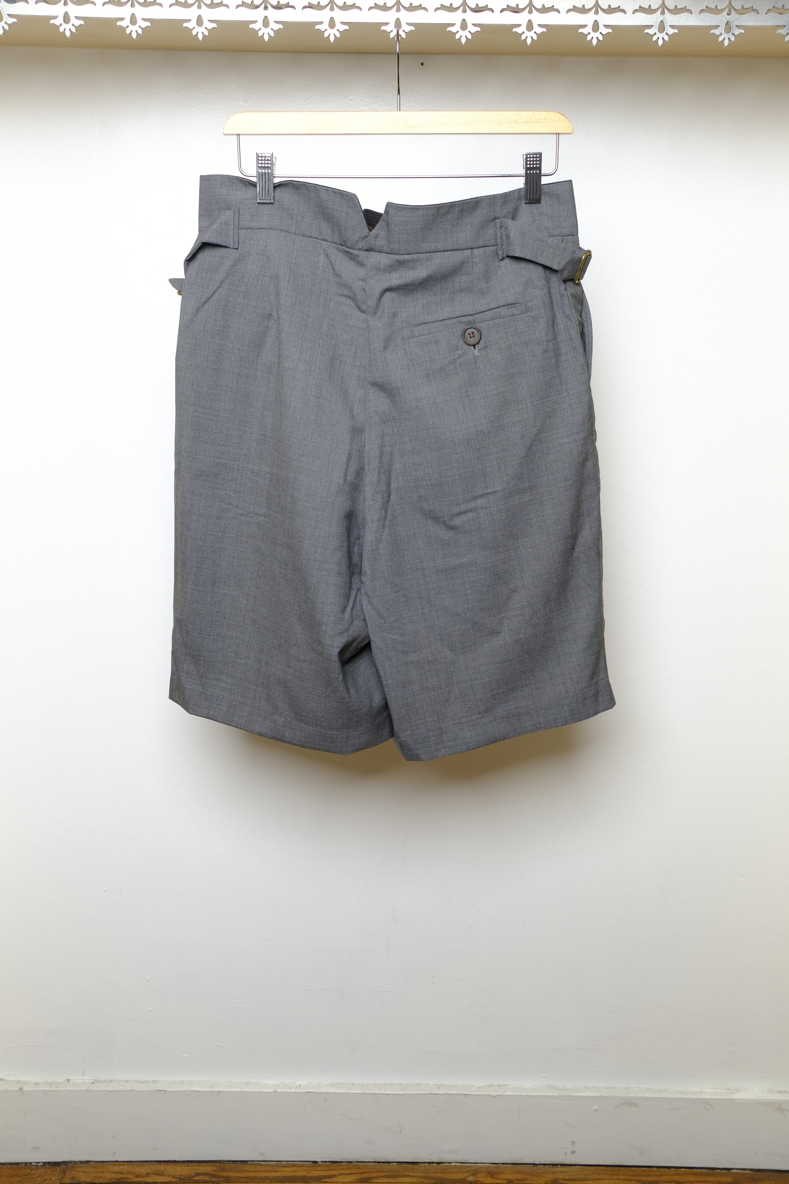 karl shorts in grey