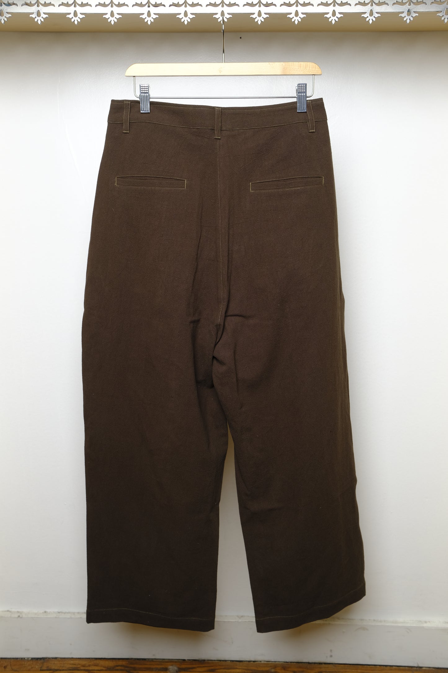 barro pant in charcoal