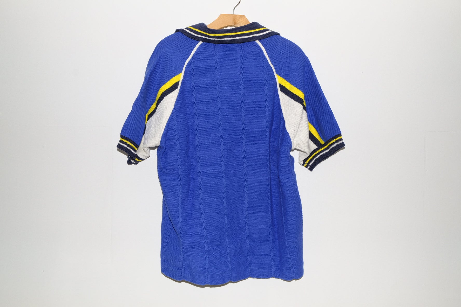 knitted soccer jersey in blue