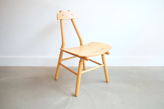 hiro chair in oak