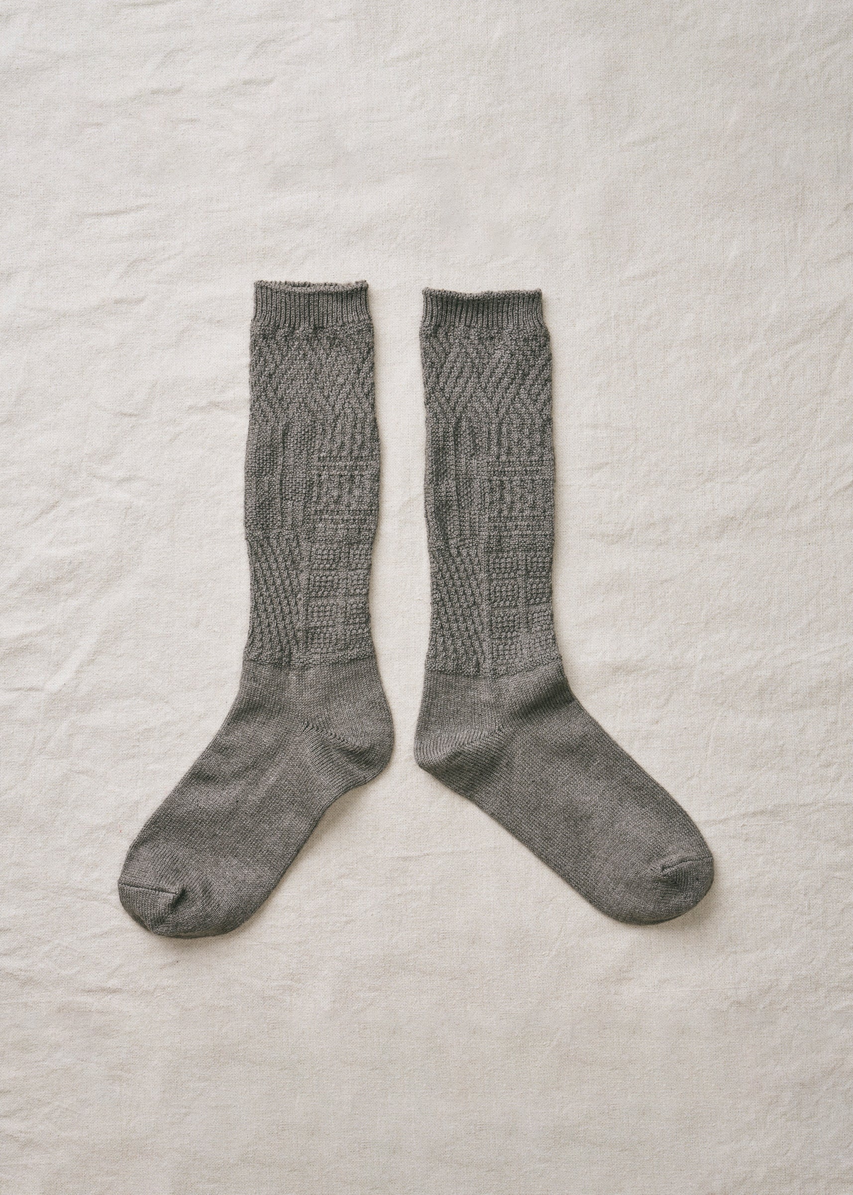 organic cotton blended yak knitting patterns socks in dark grey