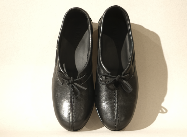 tilla supple shiny in black