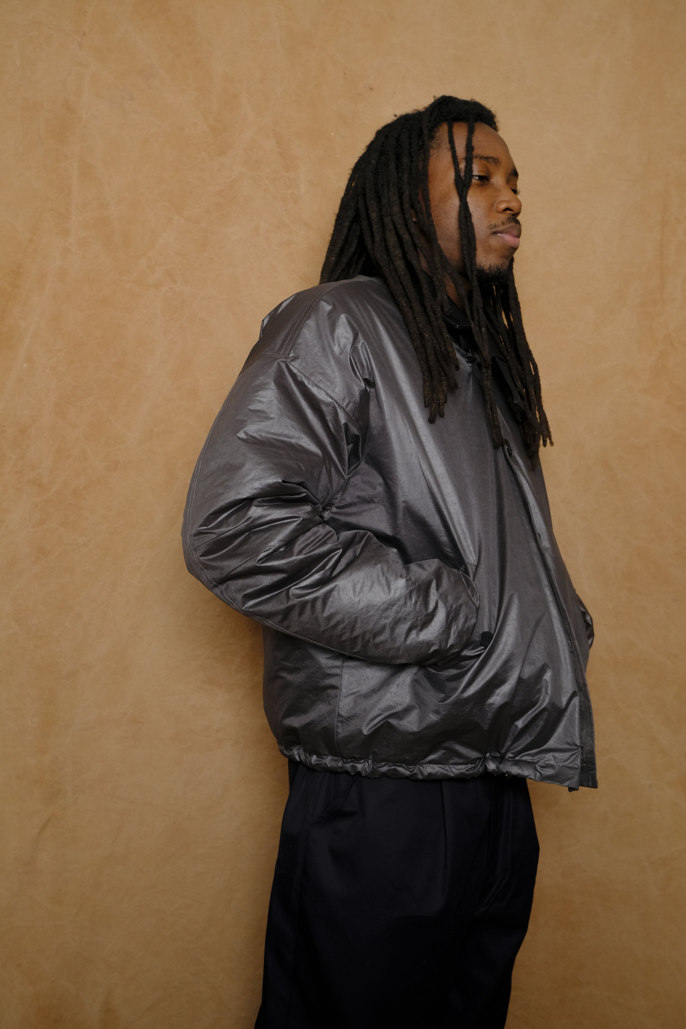 liv collared bomber in grey / black