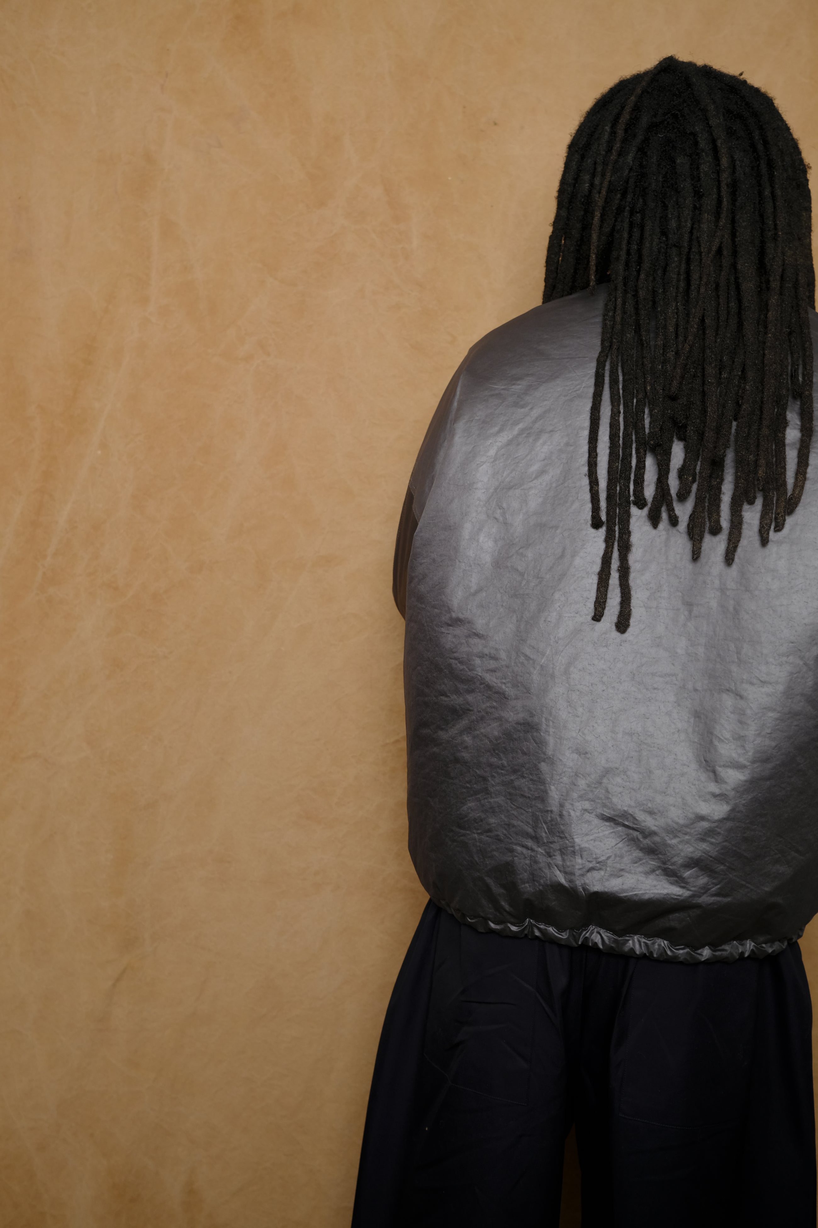 liv collared bomber in grey / black