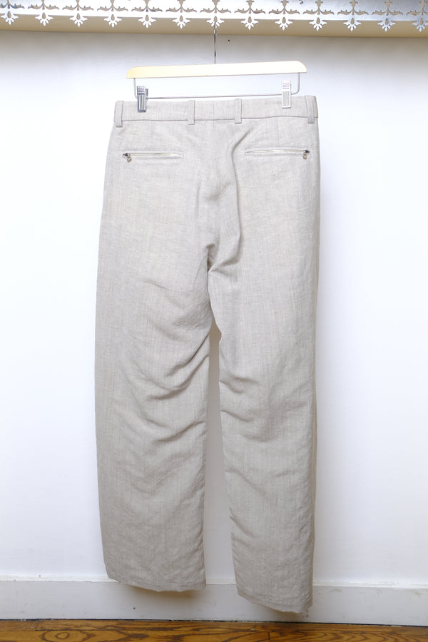 inside chino in birch