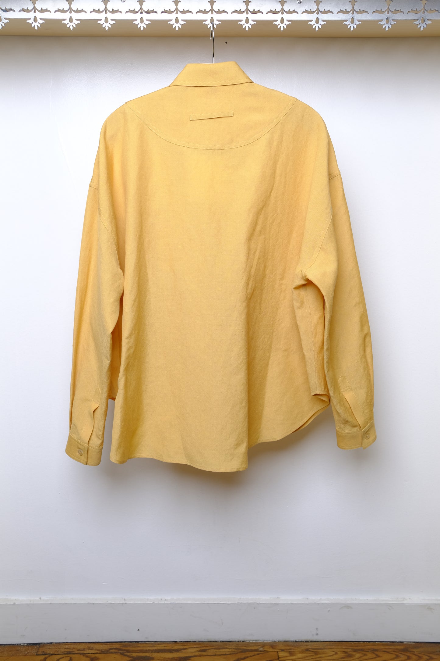 cropped river shirt in canary