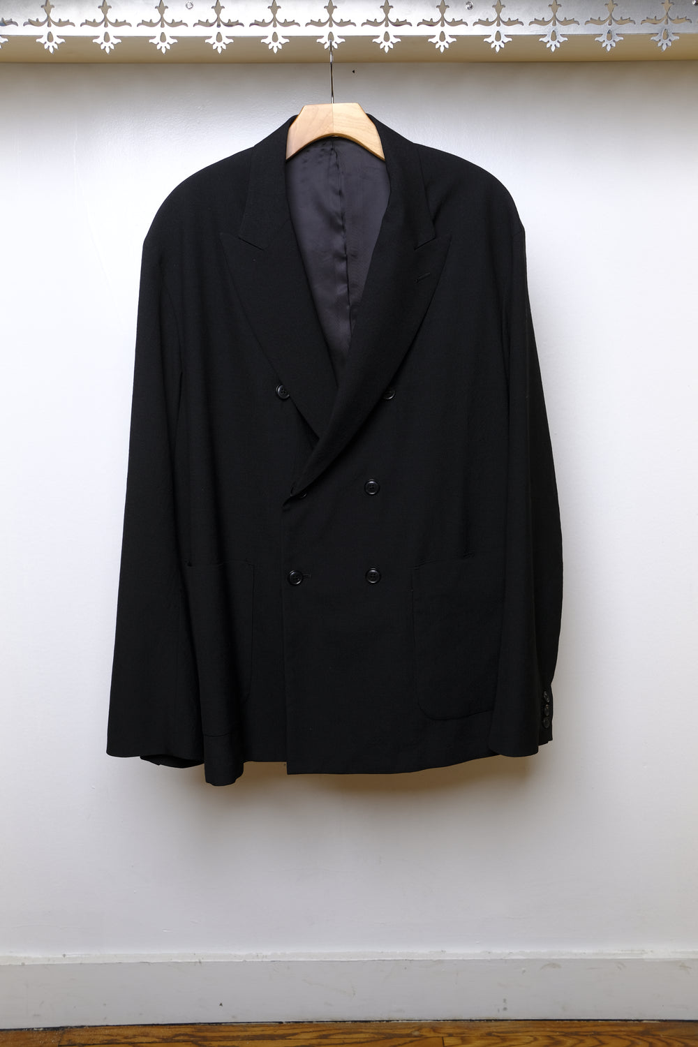 tropical wool double breasted in black