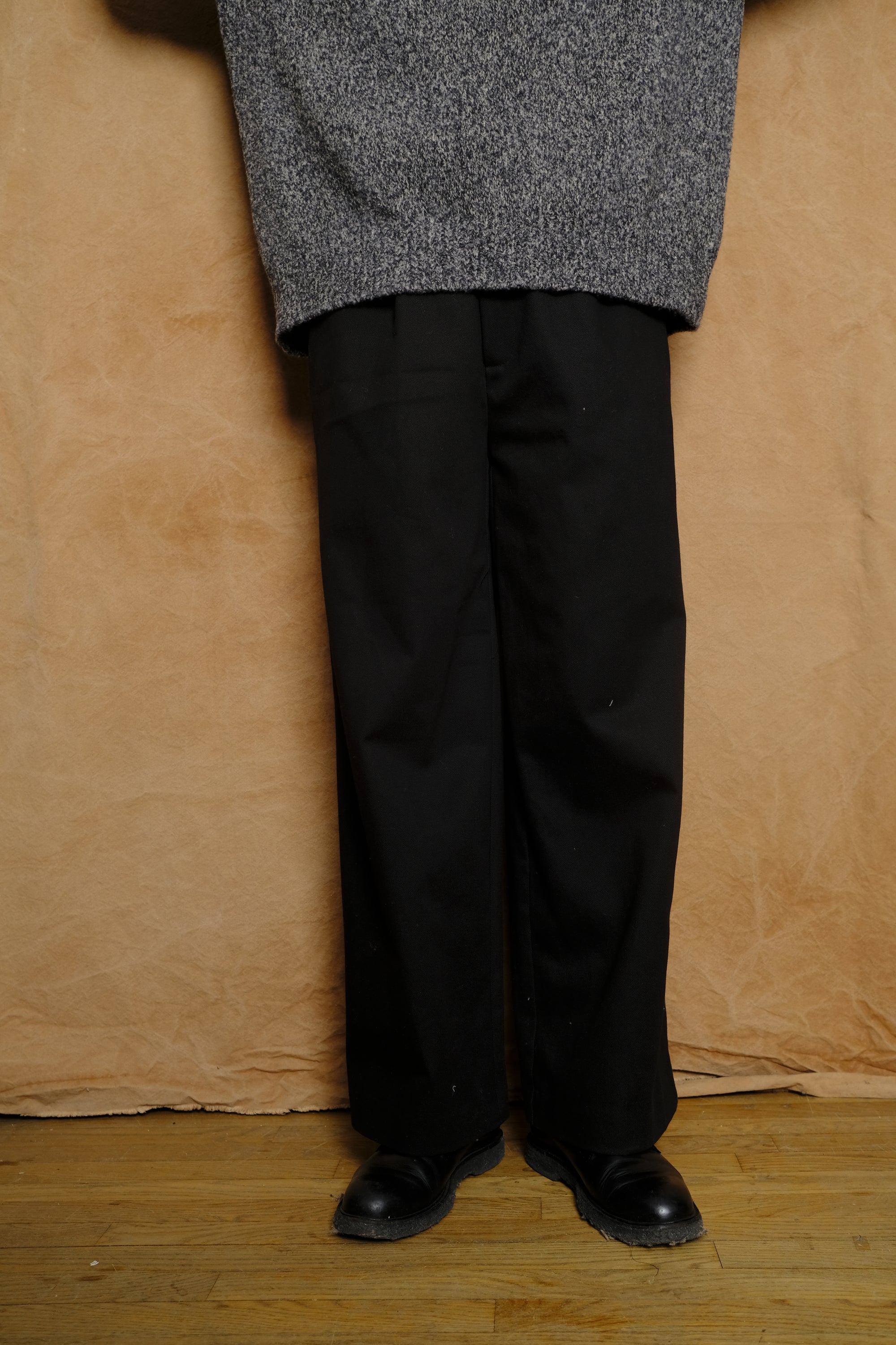 james trouser in black