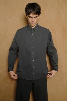 stripe shirt in pebble cotton poplin