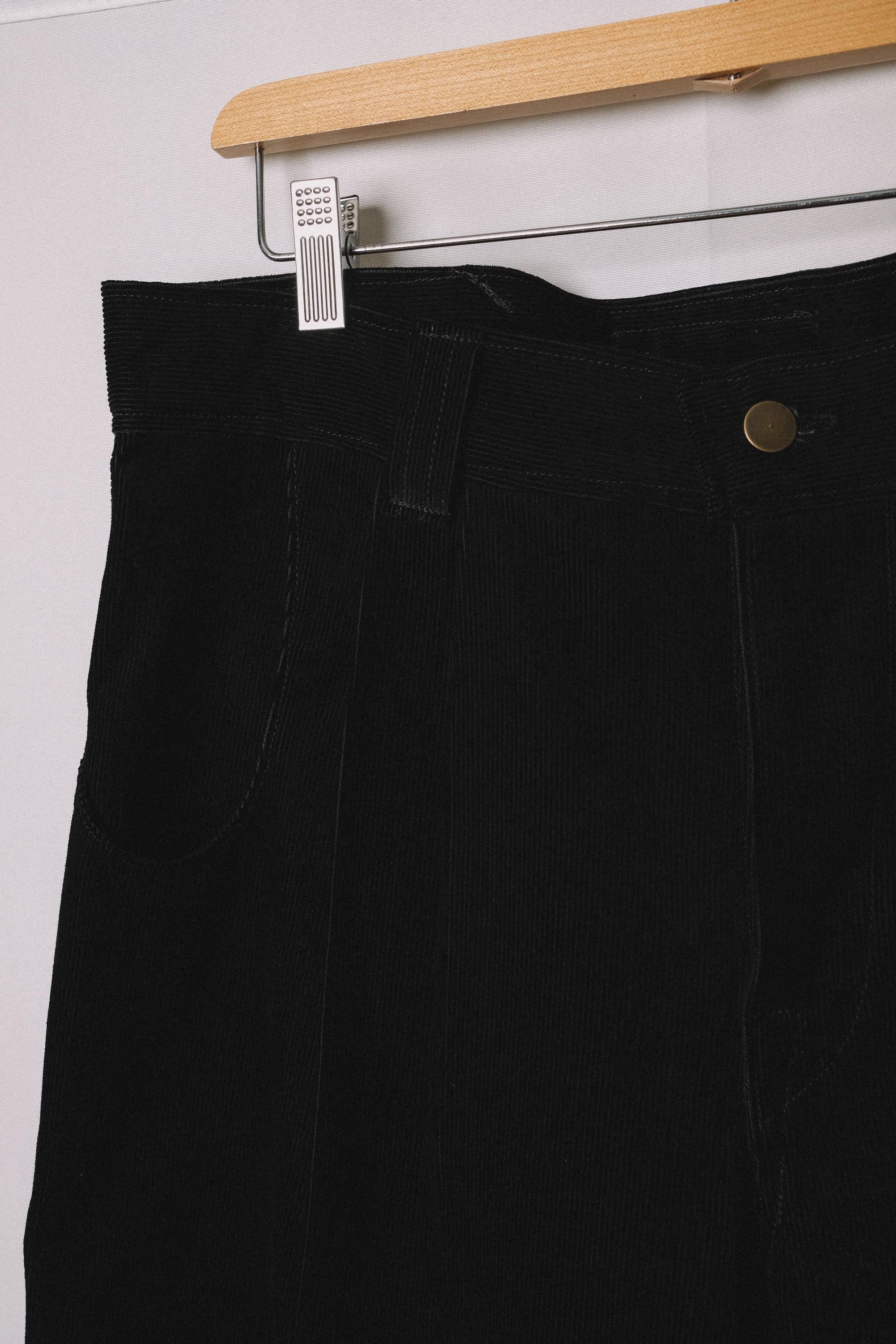 double pleat trouser in pima cotton corduroy