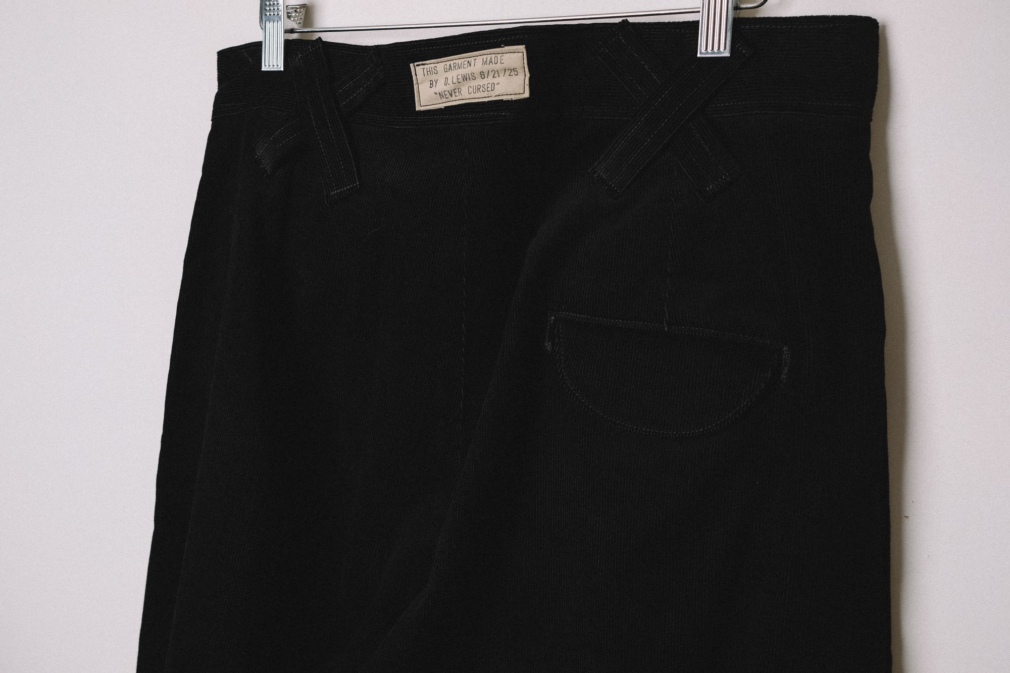 double pleat trouser in pima cotton corduroy