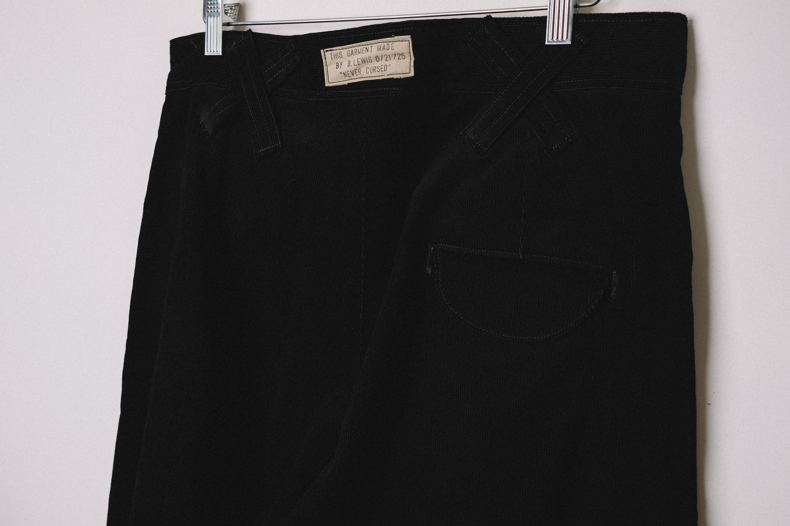 double pleat trouser in pima cotton corduroy