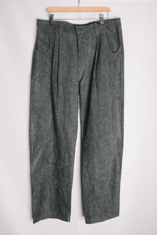 double pleat trouser in binchotan dyed linen/washi poplin