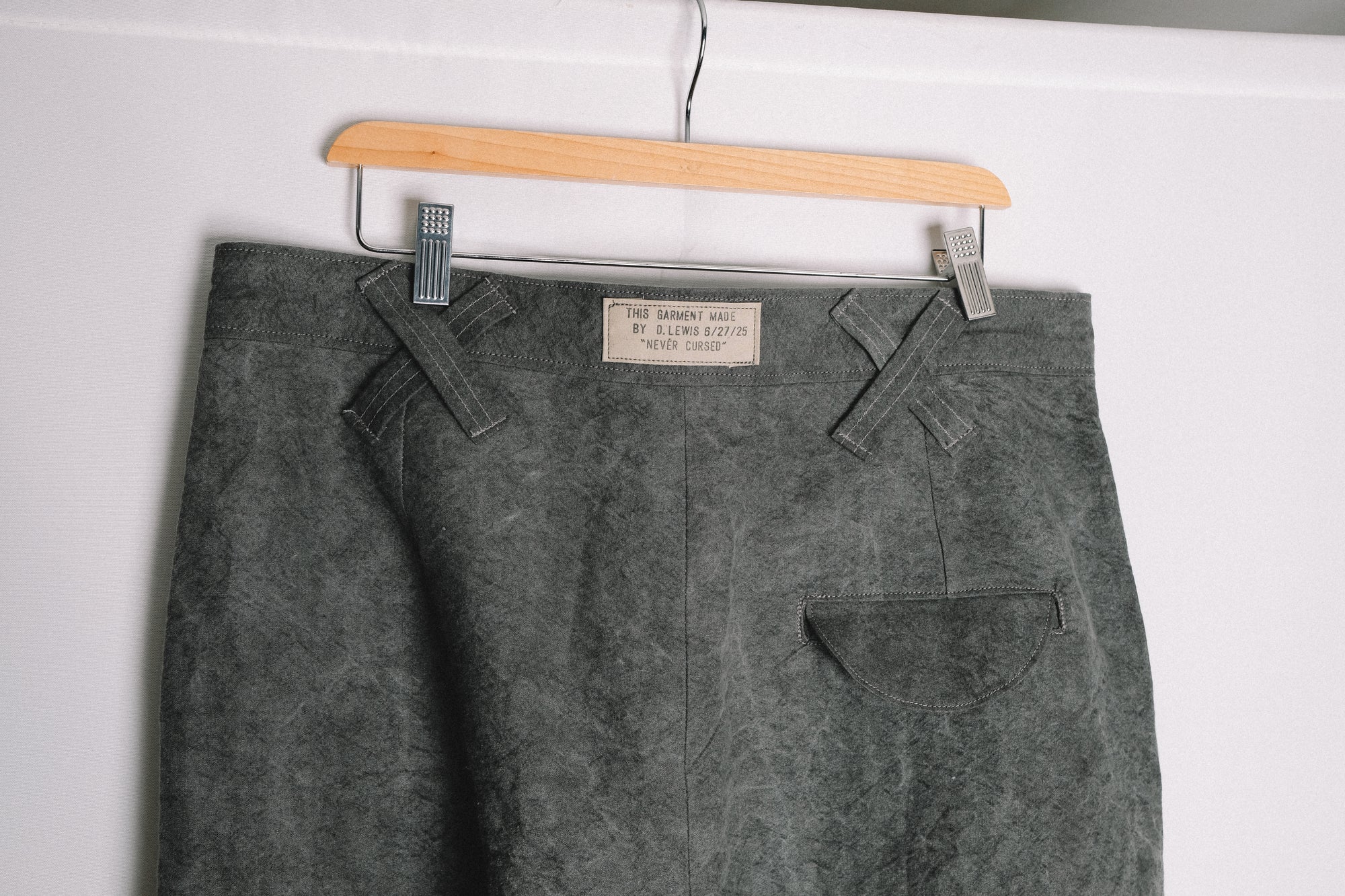double pleat trouser in binchotan dyed linen/washi poplin