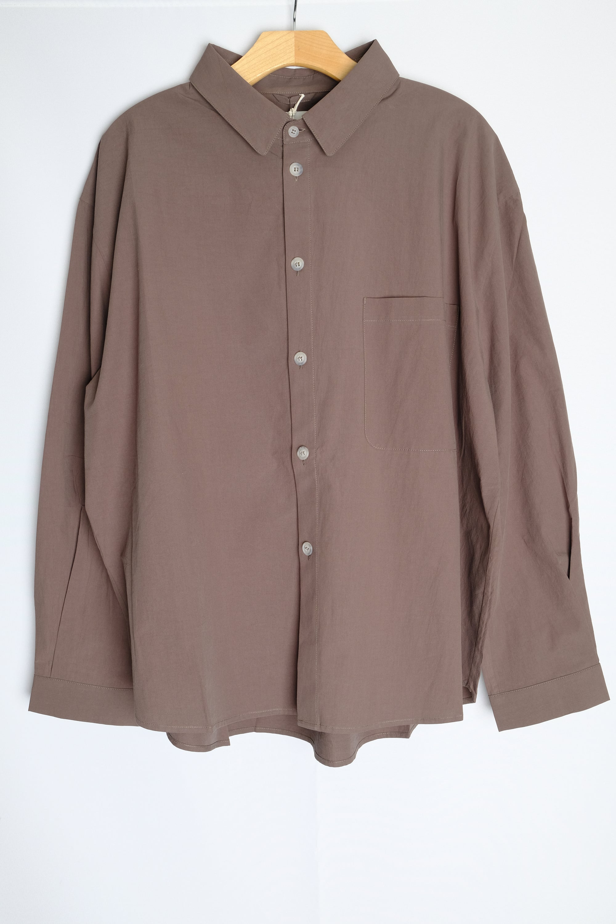 atlas shirt in charcoal