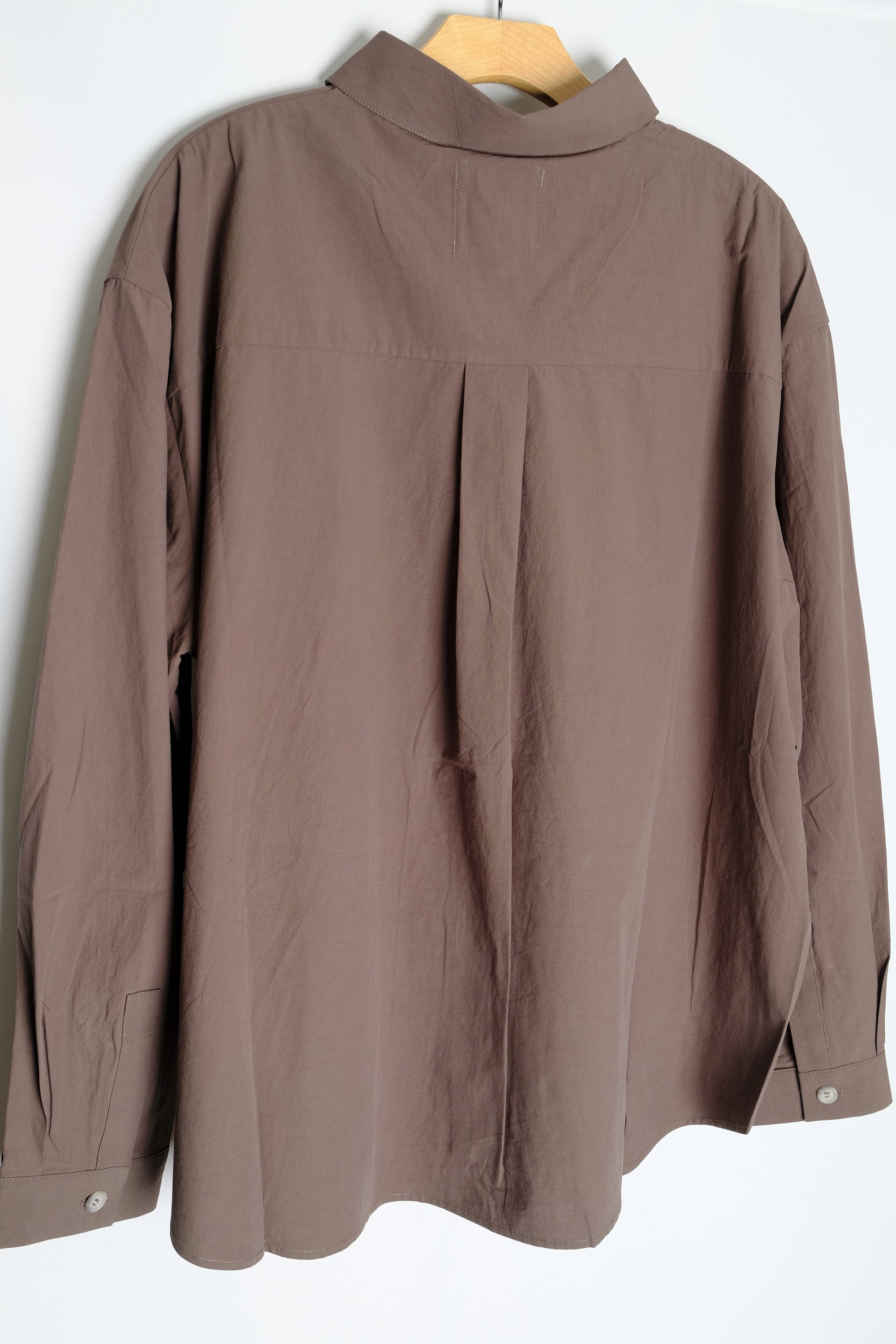 atlas shirt in charcoal