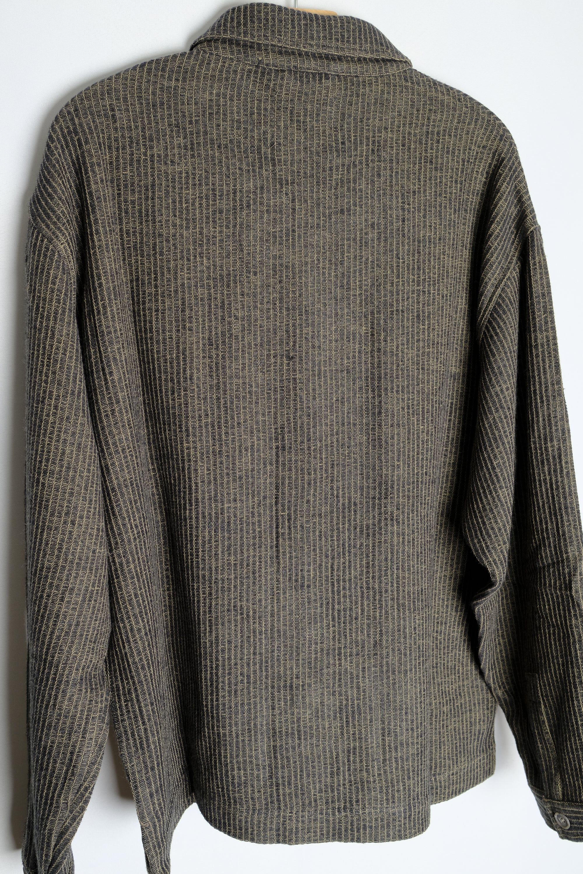 box overshirt in charcoal/olive