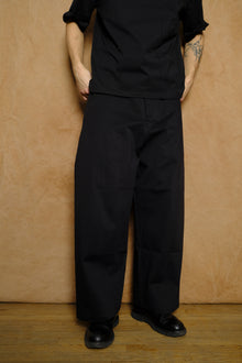 welt trouser in black cotton drill