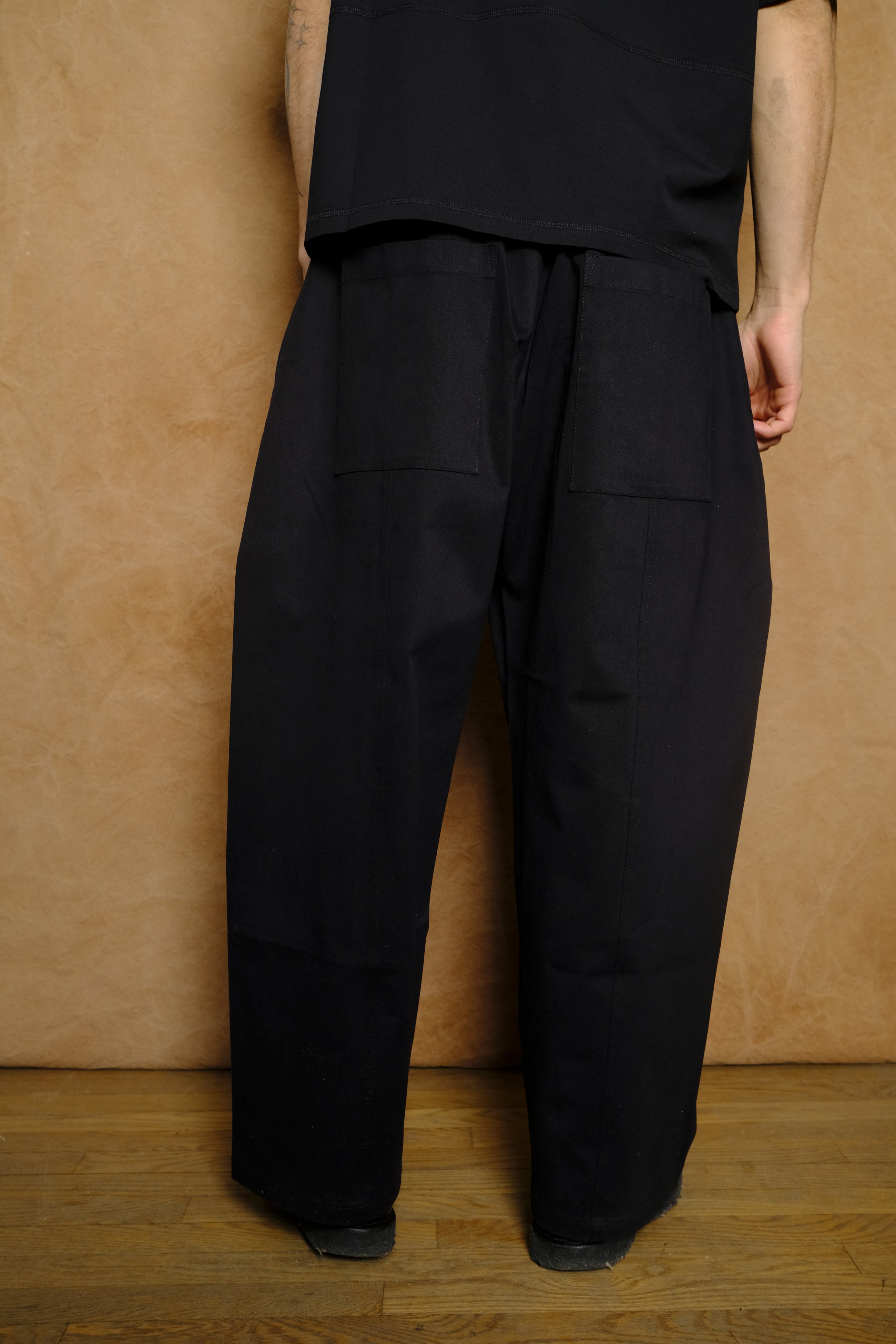 welt trouser in black cotton drill