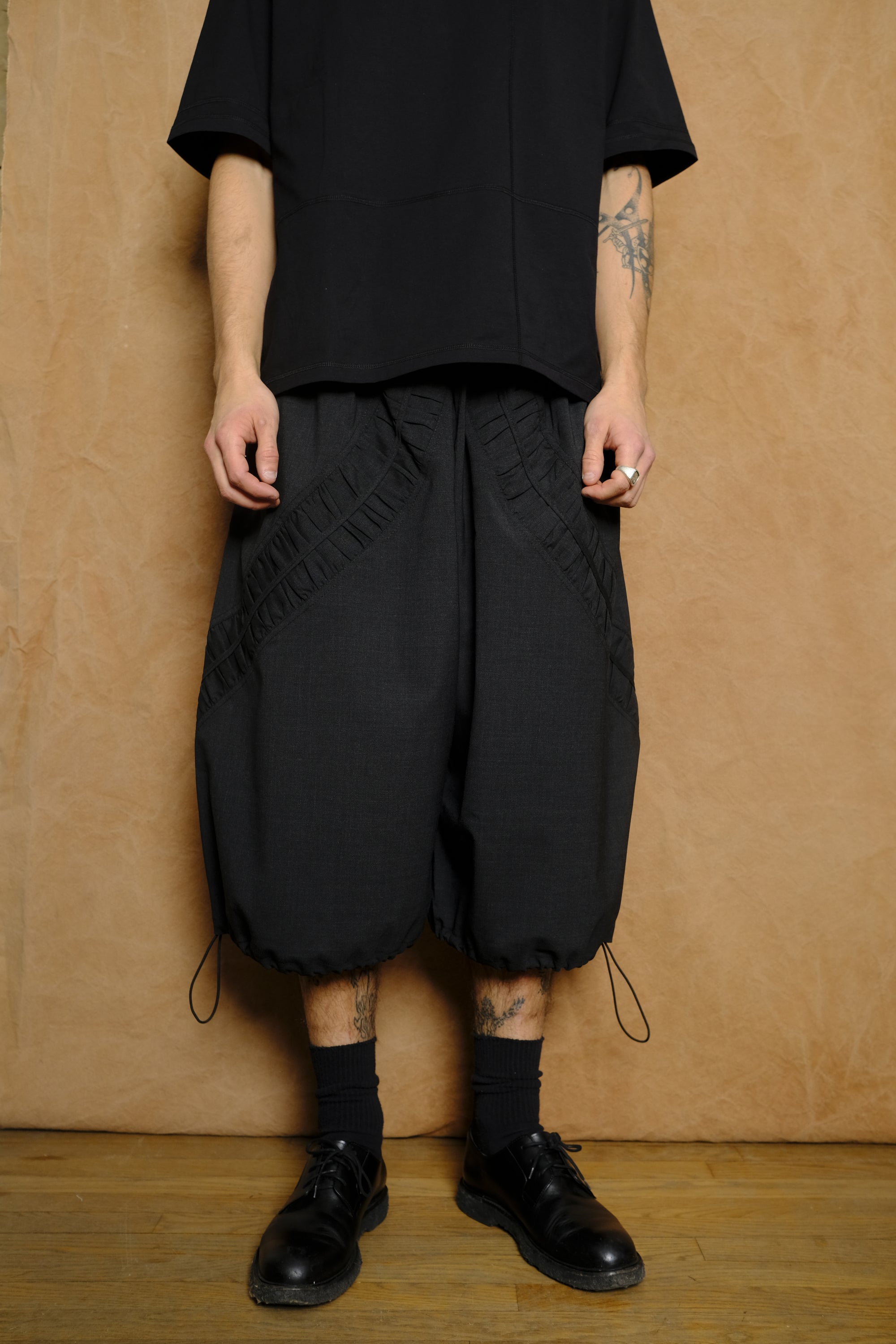 fossil short in charcoal tropical wool