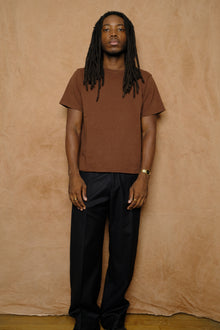 on the farm raw hem tee in cocoa