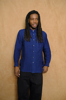 classic pocket shirt b in indigo linen