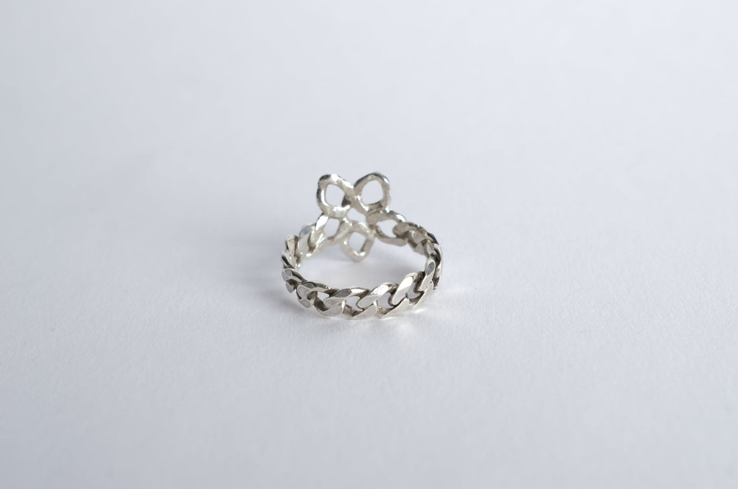 5 petal curb ring