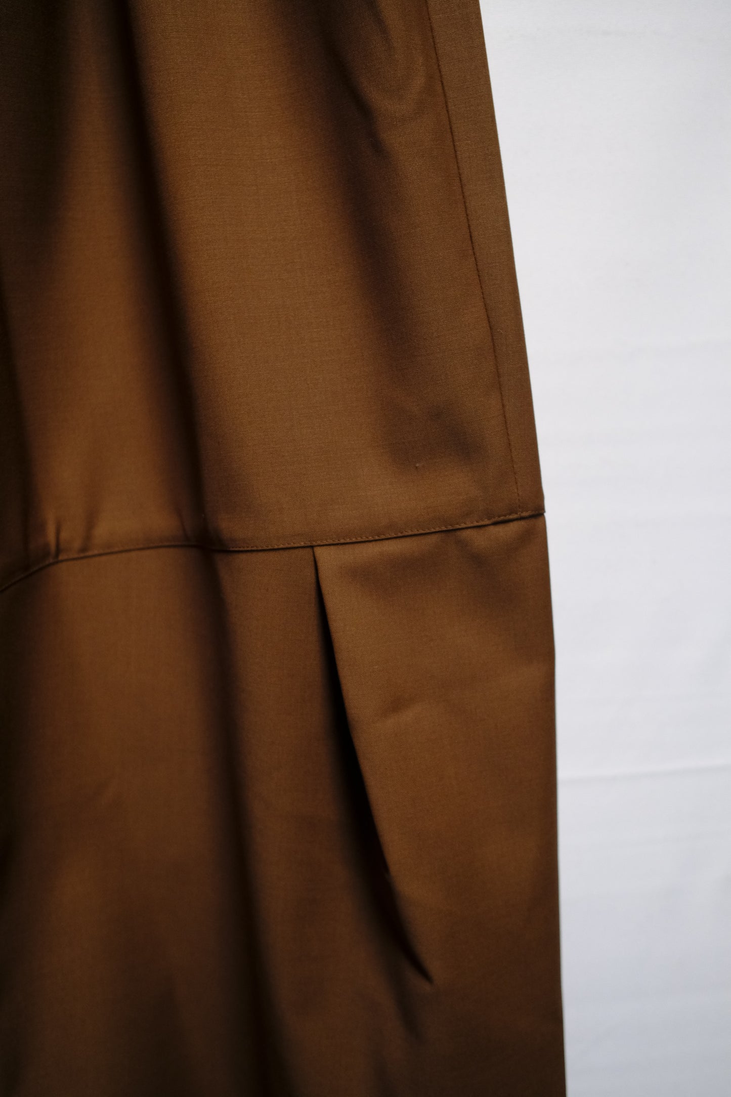 zushi trouser in pecan